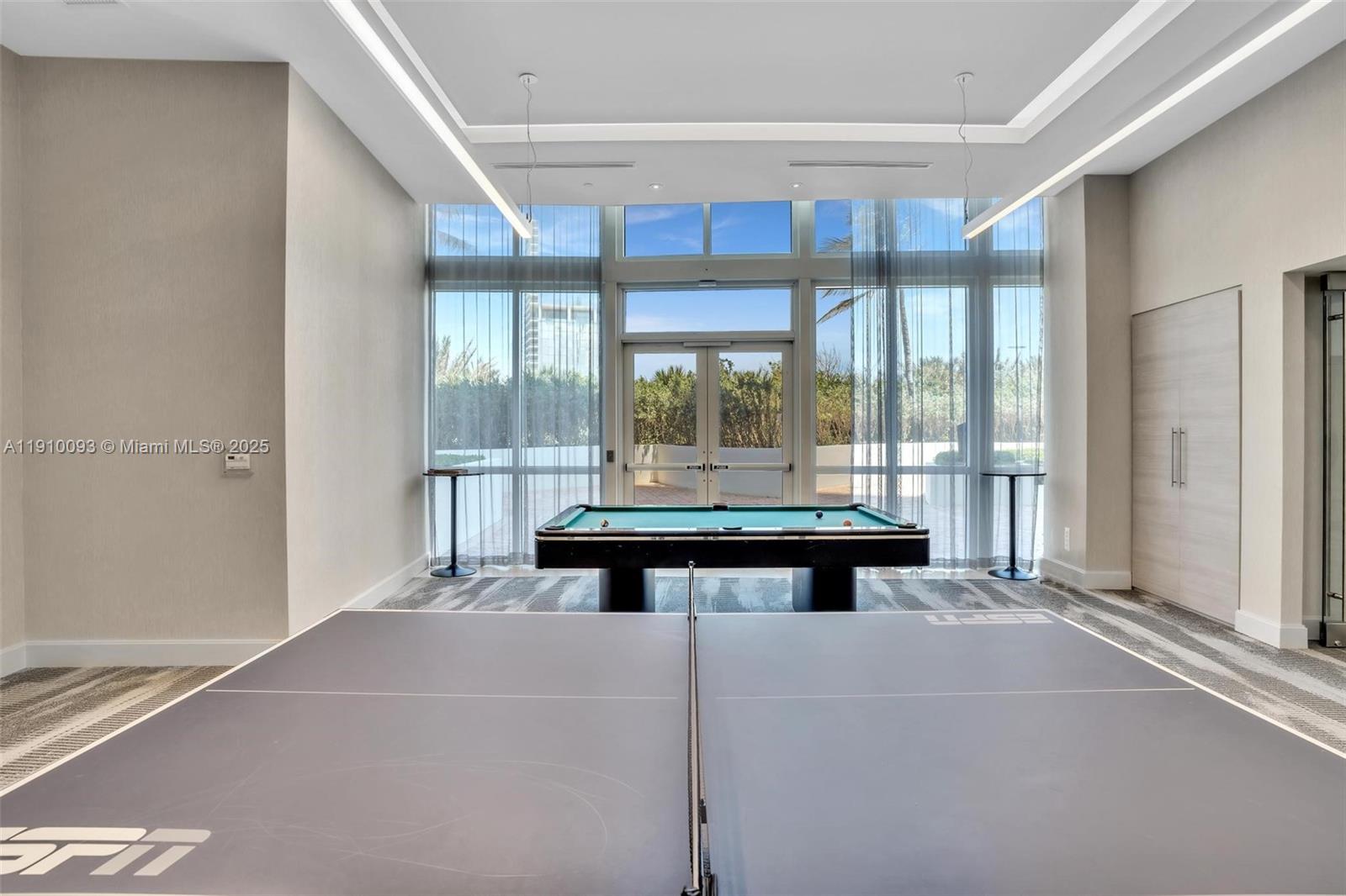 1502 2 / 3 1499 sq. ft. $ 2025-11-07 0 Photo