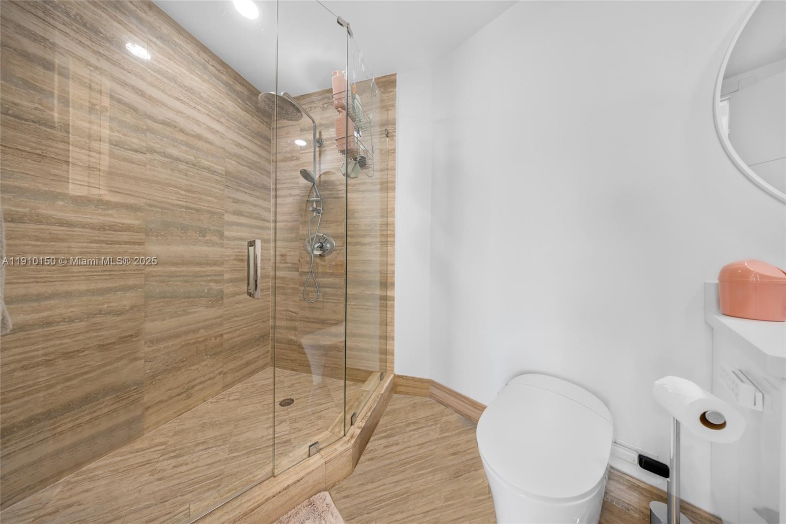 See details 707 2 / 3 2106 sq. ft. $ 2025-11-07 0 Photo