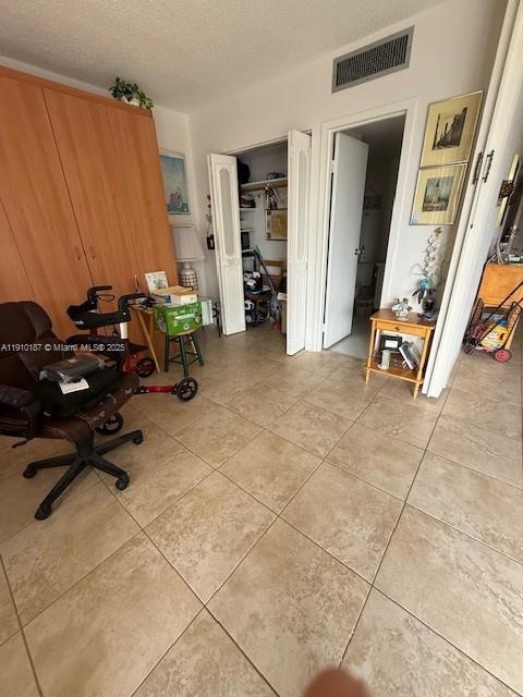 Photo of 3625 Country Club Dr #304, Aventura, Florida, 33180 -