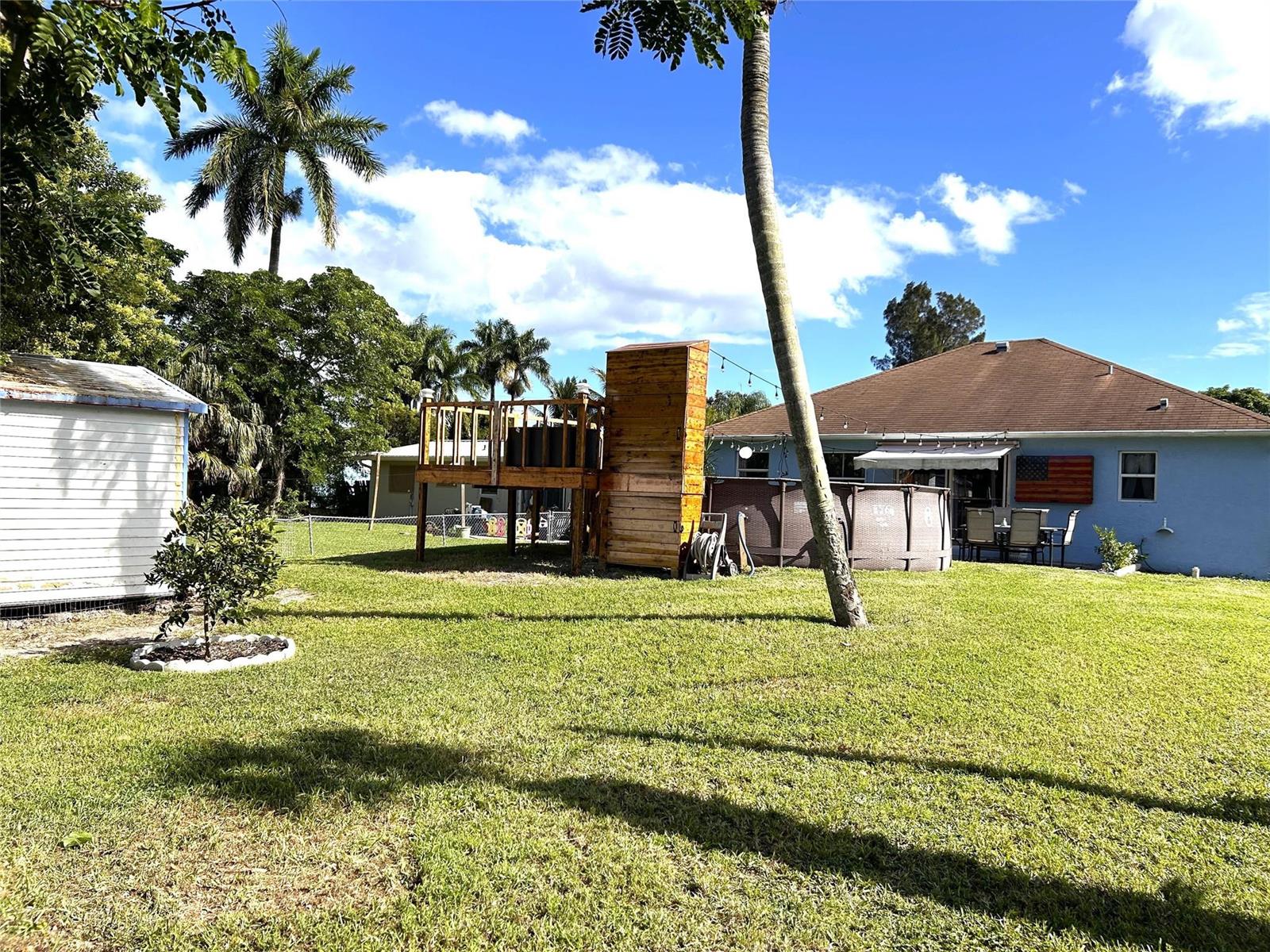 3043 3 / 2 1182 sq. ft. $ 2025-12-20 0 foto