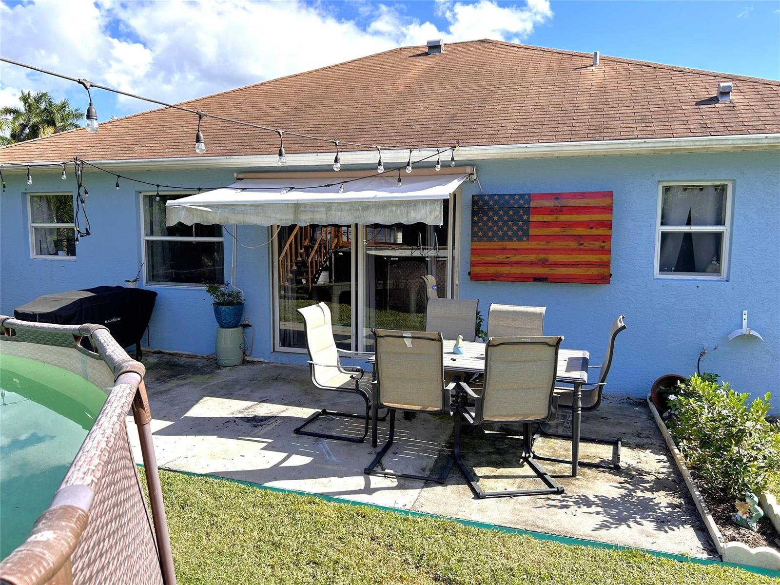 3043 3 / 2 1182 sq. ft. $ 2025-12-20 0 foto