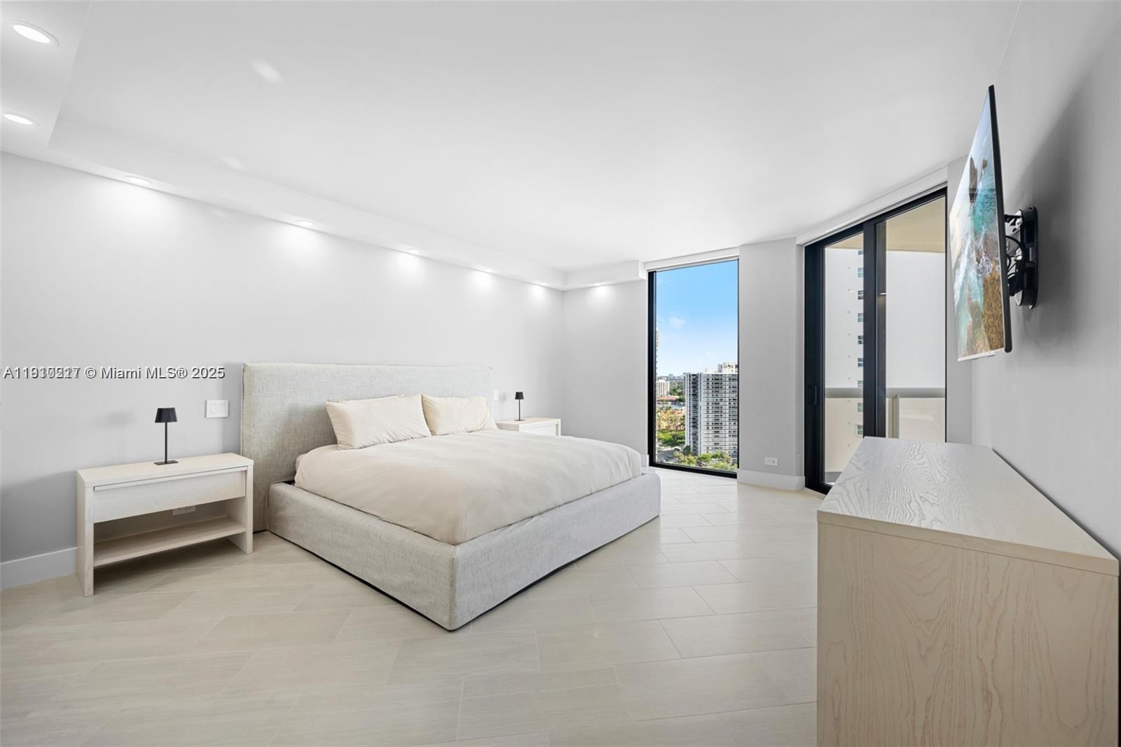 Photo of 20191 Country Club Dr #2206, Aventura, Florida, 33180 -