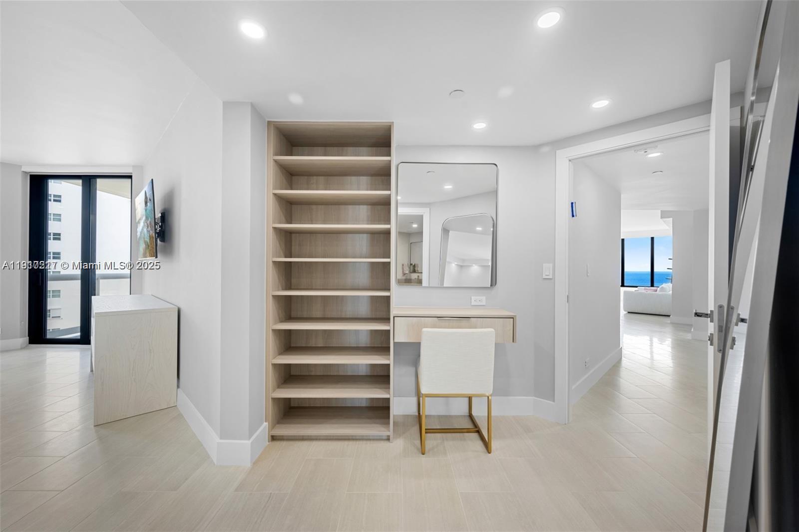 Photo of 20191 Country Club Dr #2206, Aventura, Florida, 33180 -