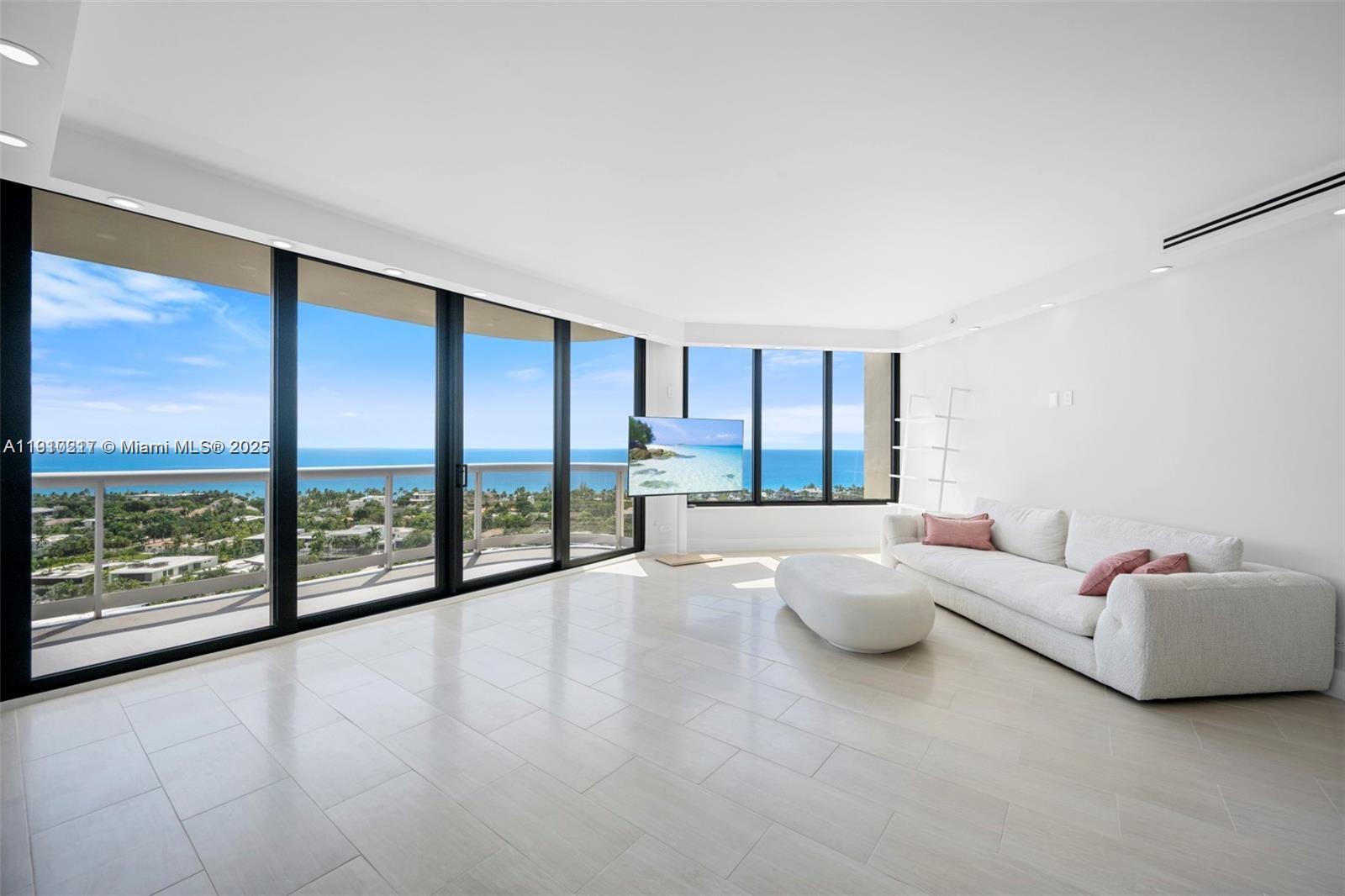 Photo of 20191 Country Club Dr #2206, Aventura, Florida, 33180 -