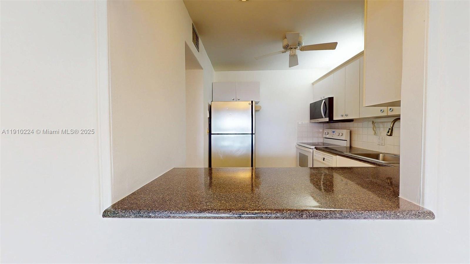 Photo of 3675 Country Club Dr #1610, Aventura, Florida, 33180 -