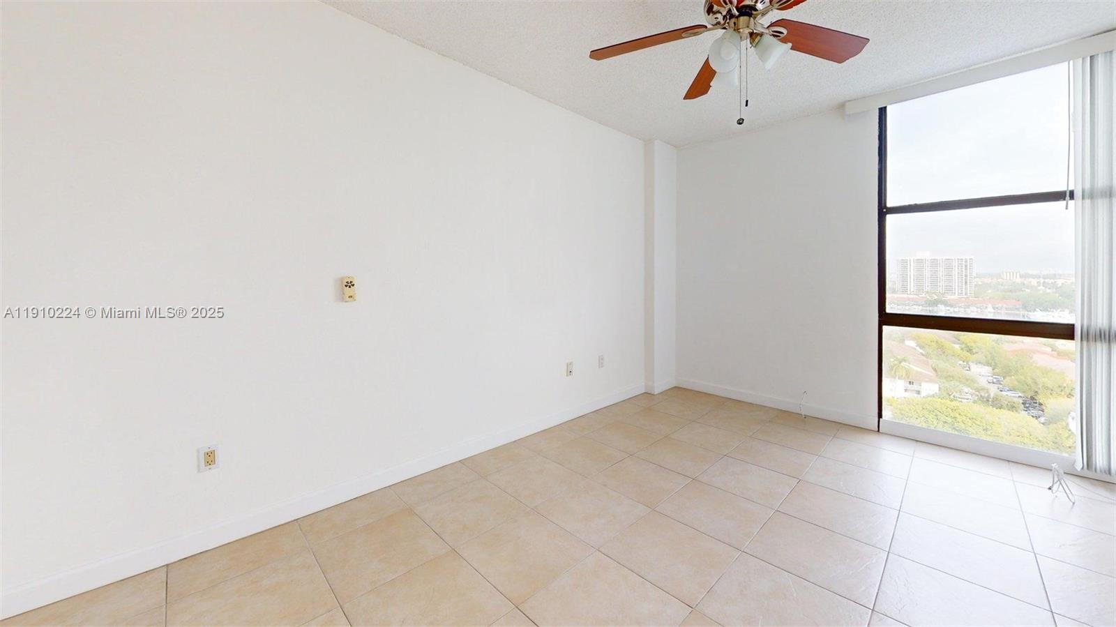 Photo of 3675 Country Club Dr #1610, Aventura, Florida, 33180 -