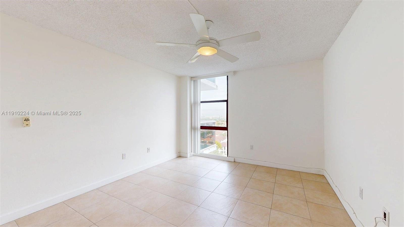 Photo of 3675 Country Club Dr #1610, Aventura, Florida, 33180 -