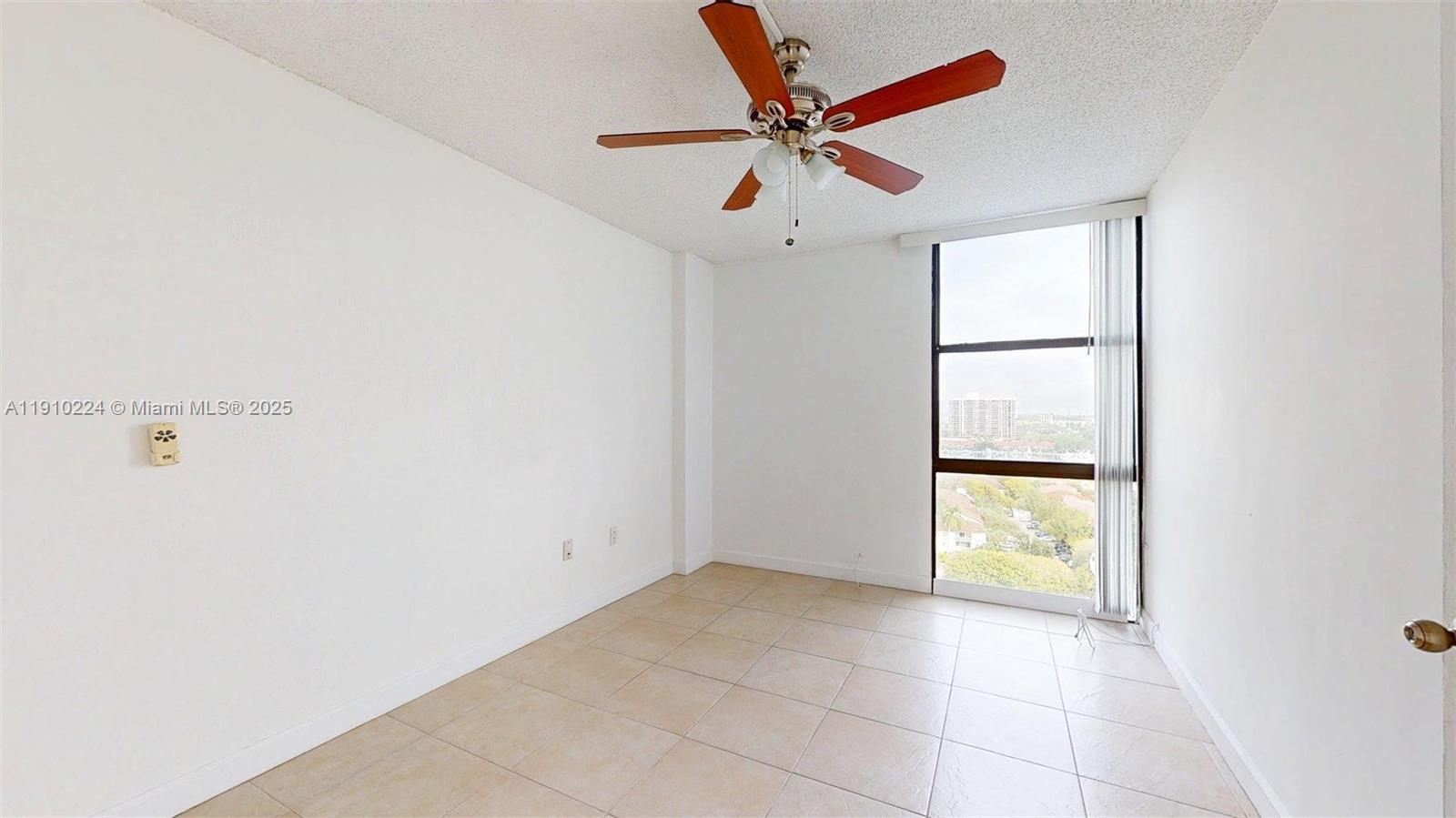 Photo of 3675 Country Club Dr #1610, Aventura, Florida, 33180 -