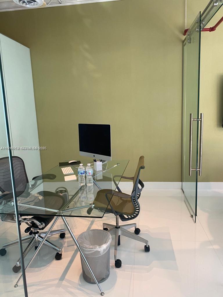 Ver detalles 804 / sq. ft. $ 2025-11-07 0 foto