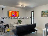 Подробнее / кв.футов $ 2025-11-07 0 Фото