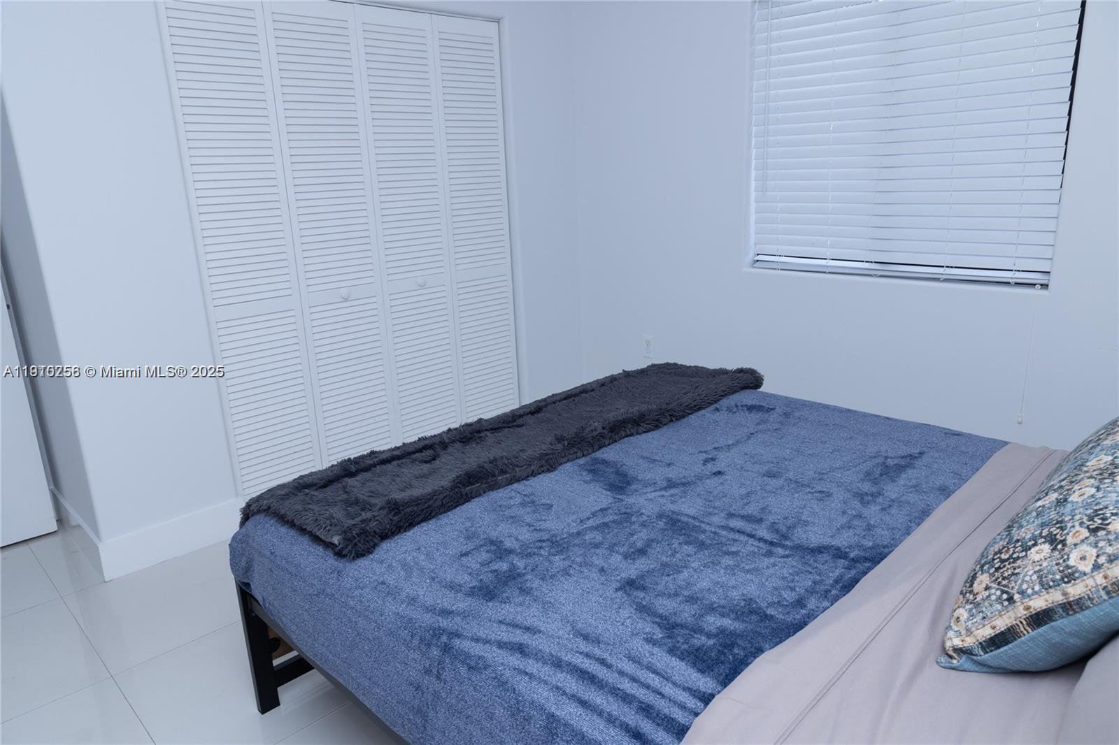 Подробнее / кв.футов $ 2025-11-07 0 Фото