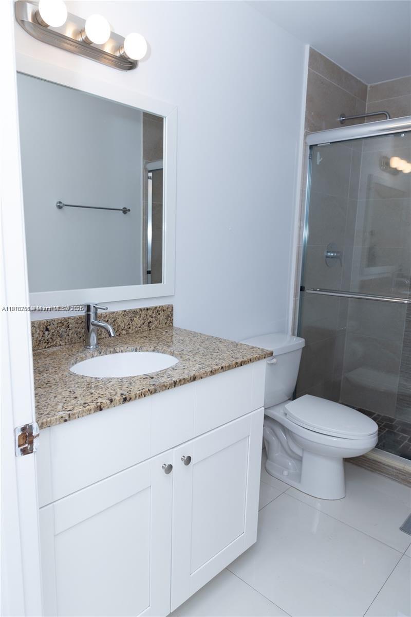 Подробнее / кв.футов $ 2025-11-07 0 Фото