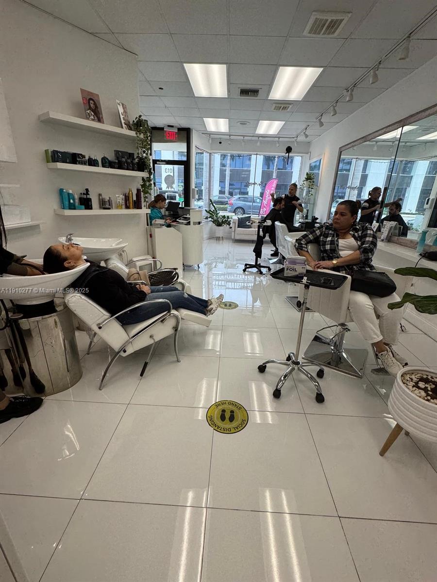   /   sq. ft. $ 2025-11-07 0 Photo