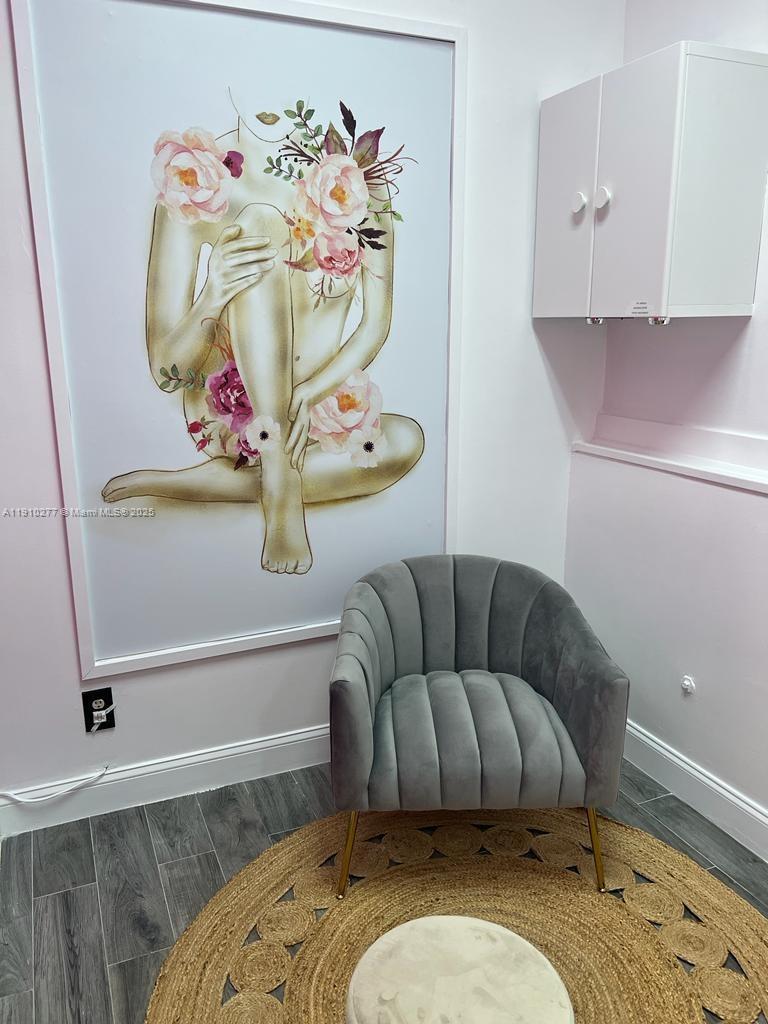   /   sq. ft. $ 2025-11-07 0 Photo