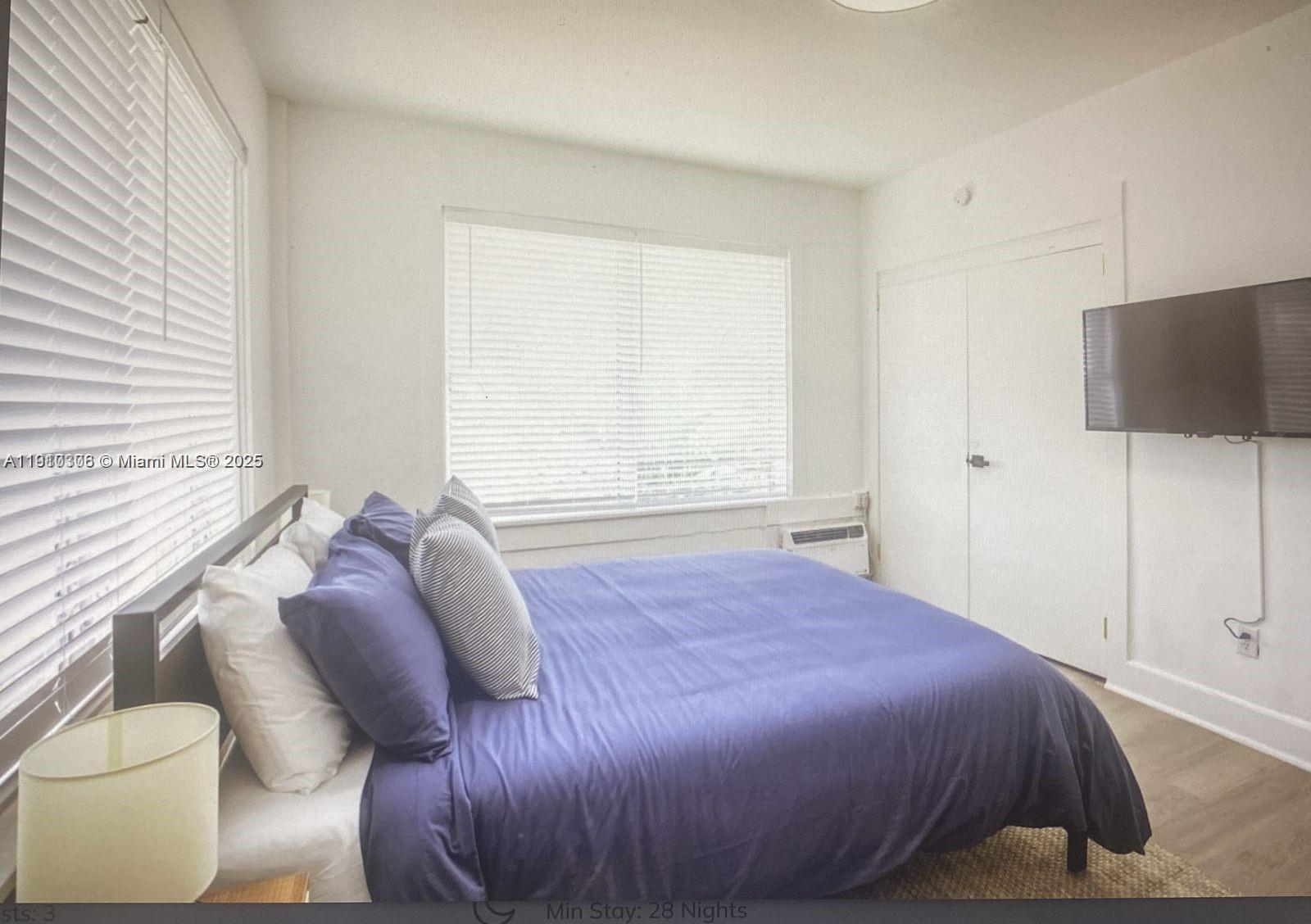   /   sq. ft. $ 2025-11-07 0 Photo