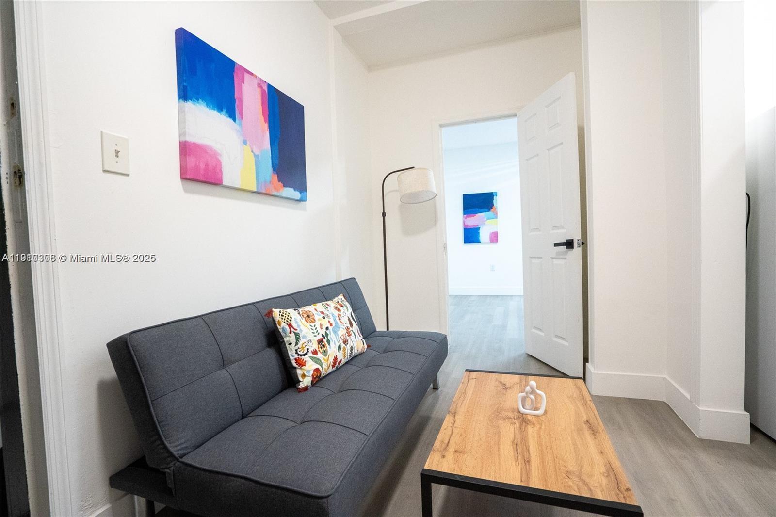   /   sq. ft. $ 2025-11-07 0 Photo