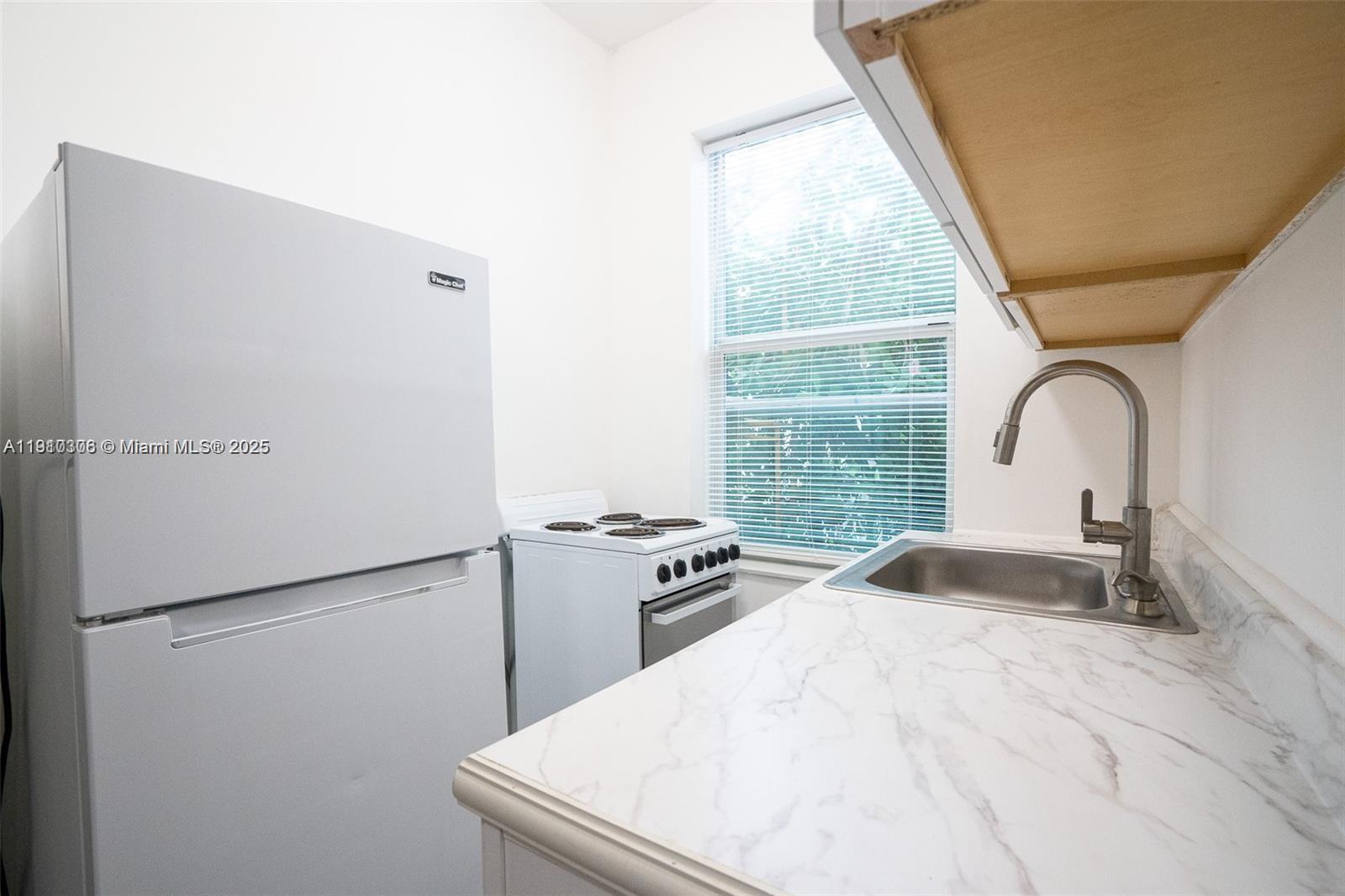   /   sq. ft. $ 2025-11-07 0 Photo