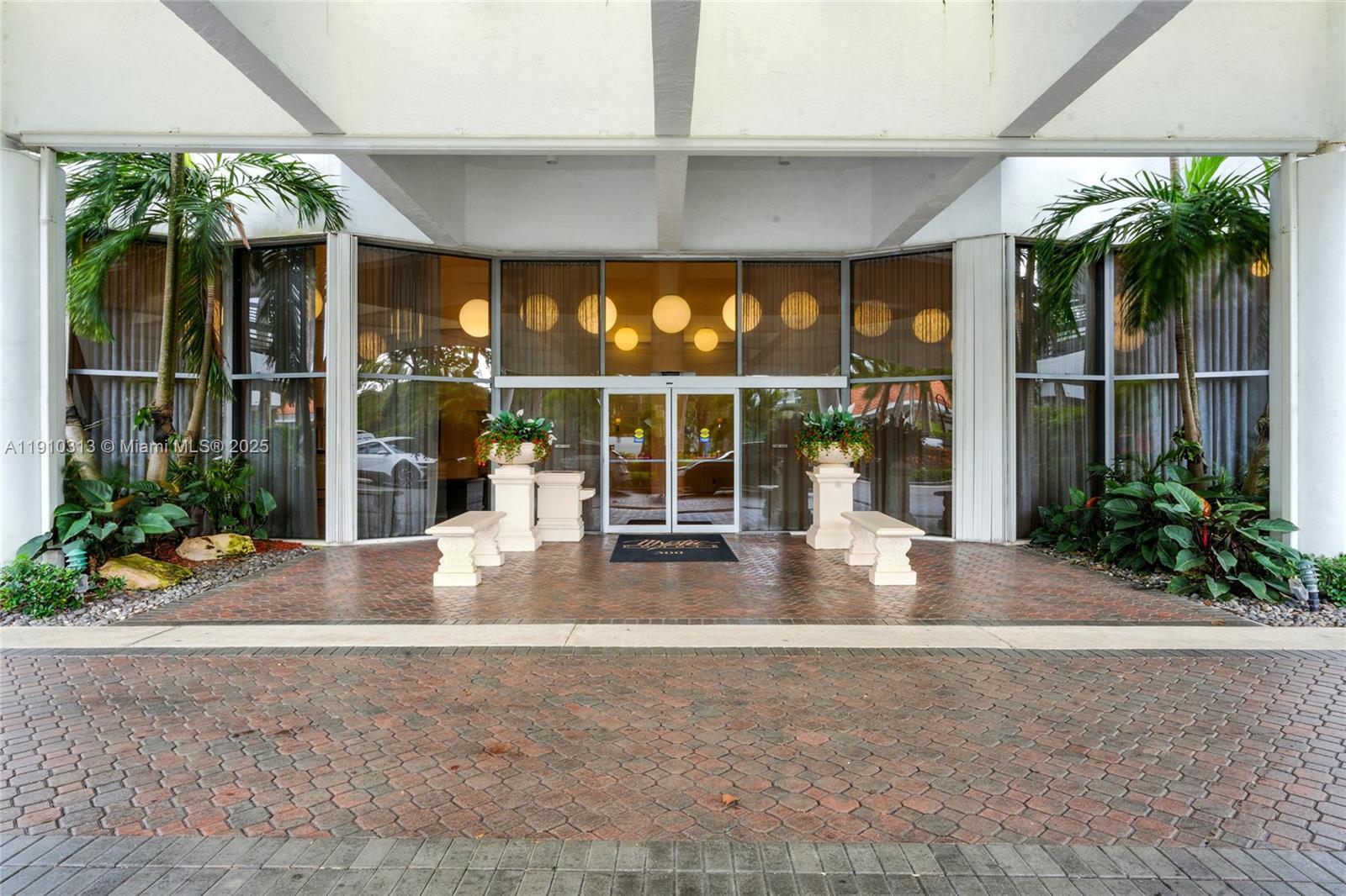 Photo of 3600 Mystic Pointe Dr  #305, Aventura, Florida, 33180 - 