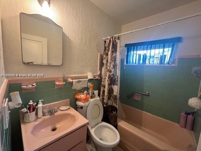   /   sq. ft. $ 2025-11-07 0 Photo