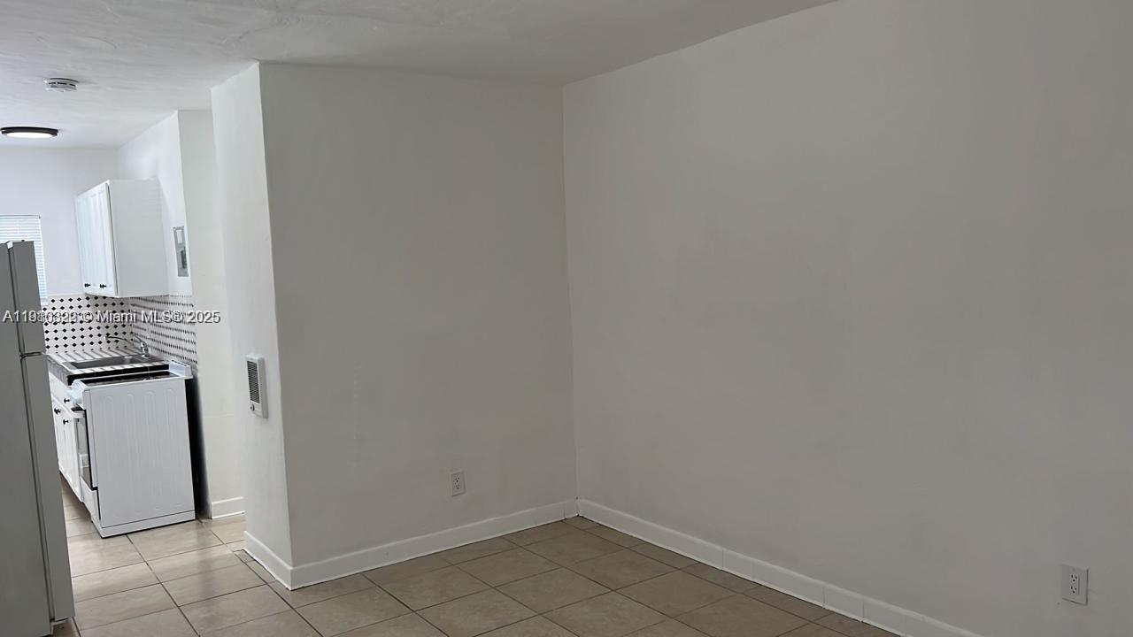   /   sq. ft. $ 2025-11-07 0 Photo