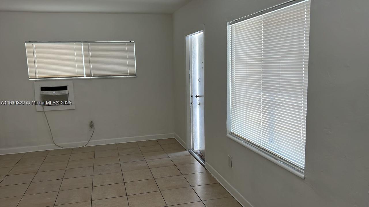   /   sq. ft. $ 2025-11-07 0 Photo