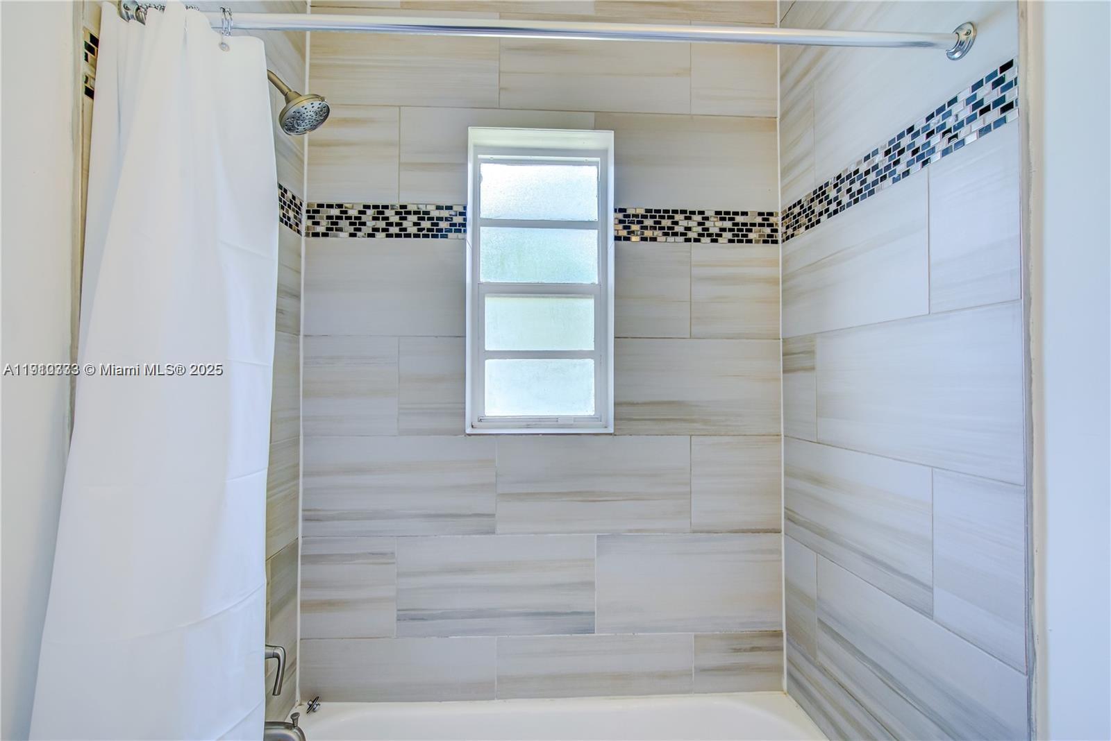   /   sq. ft. $ 2025-11-07 0 Photo