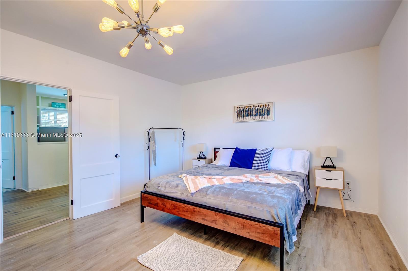   /   sq. ft. $ 2025-11-07 0 Photo