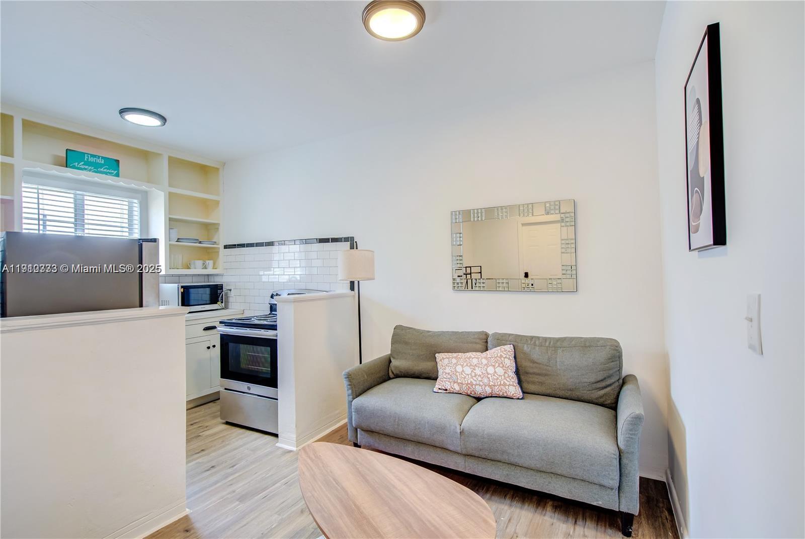   /   sq. ft. $ 2025-11-07 0 Photo