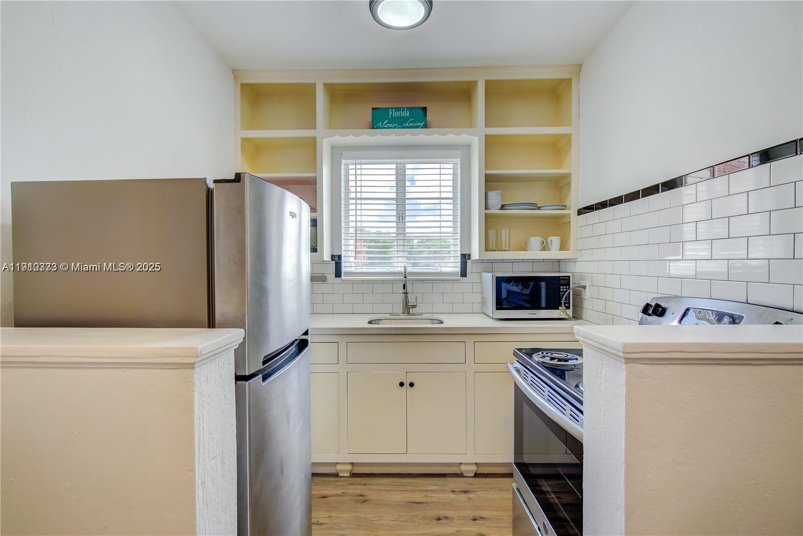   /   sq. ft. $ 2025-11-07 0 Photo