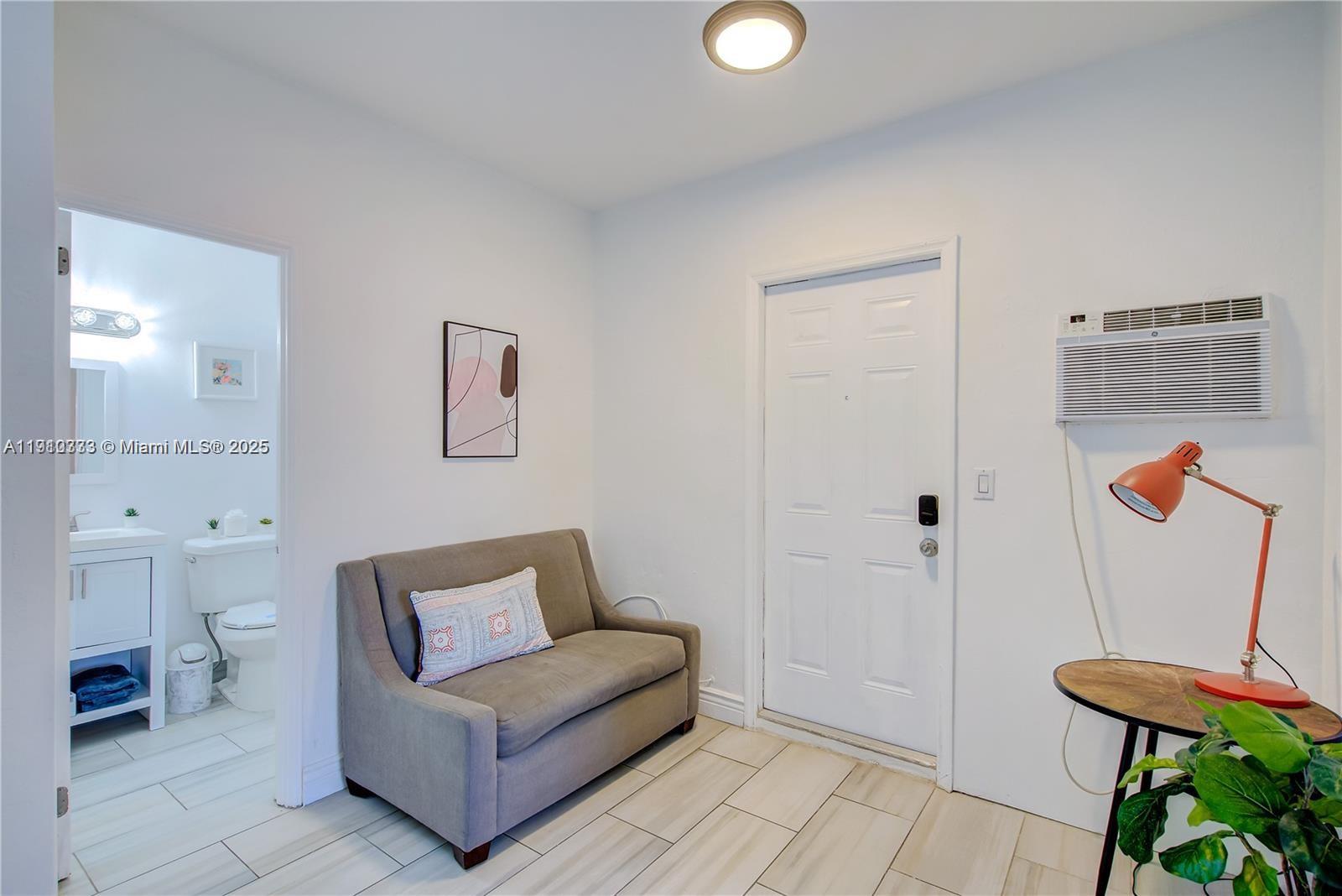   /   sq. ft. $ 2025-11-07 0 Photo