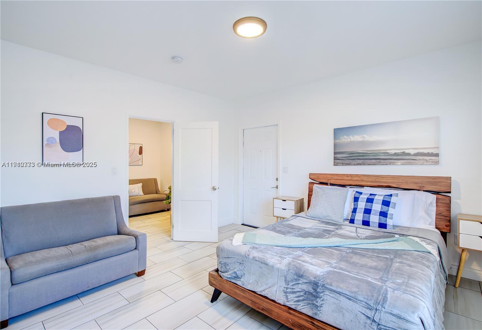   /   sq. ft. $ 2025-11-07 0 Photo