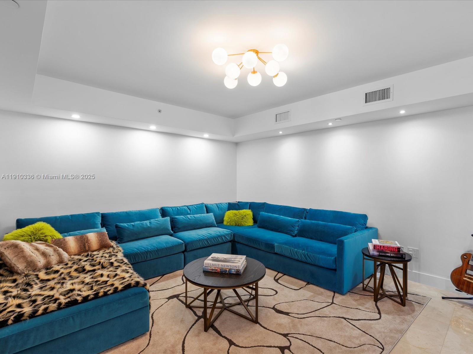 Photo of 3301 183rd St  #2706, Aventura, Florida, 33160 - 