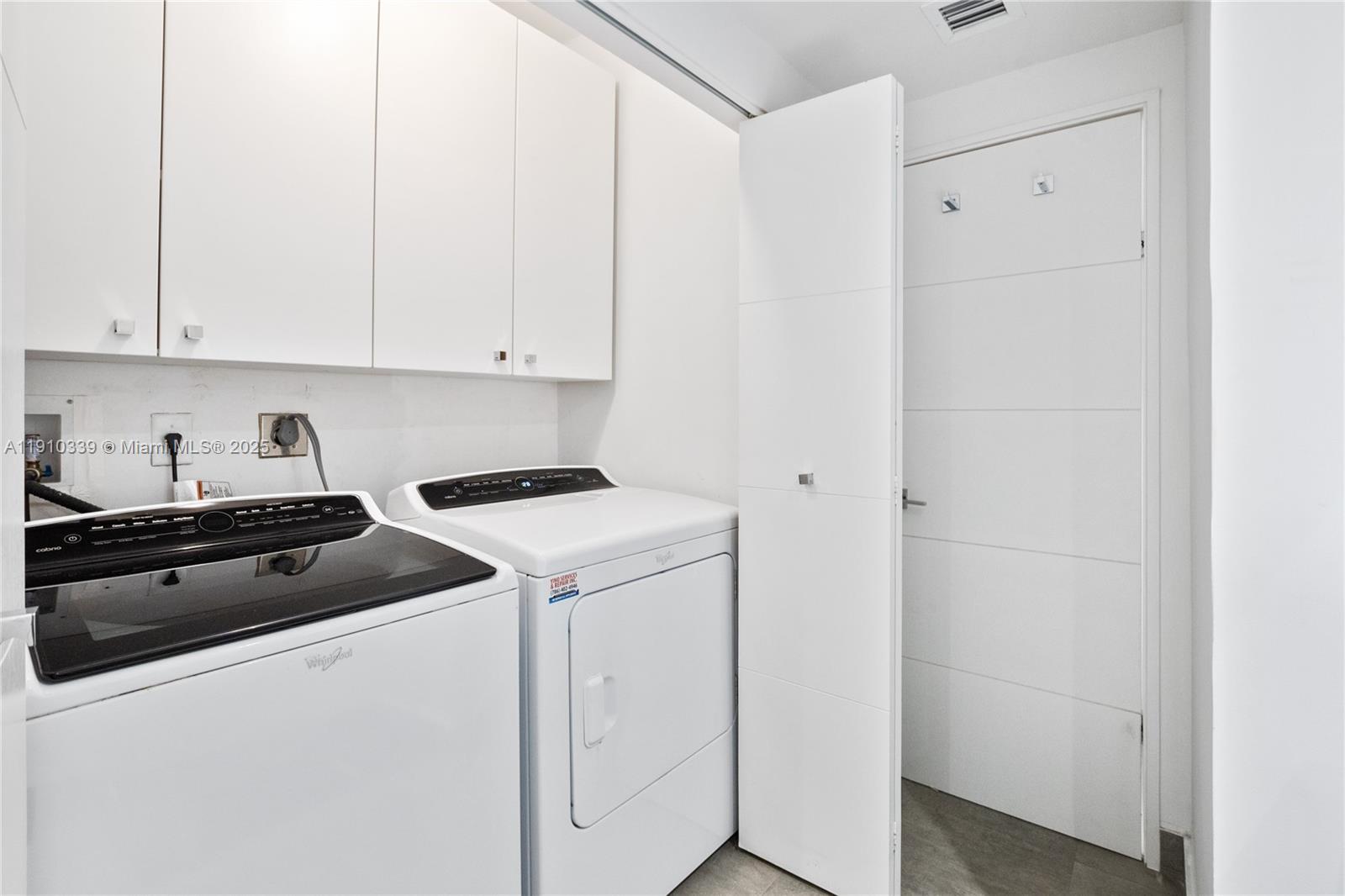 Photo of 20281 Country Club Dr #808, Aventura, Florida, 33180 -