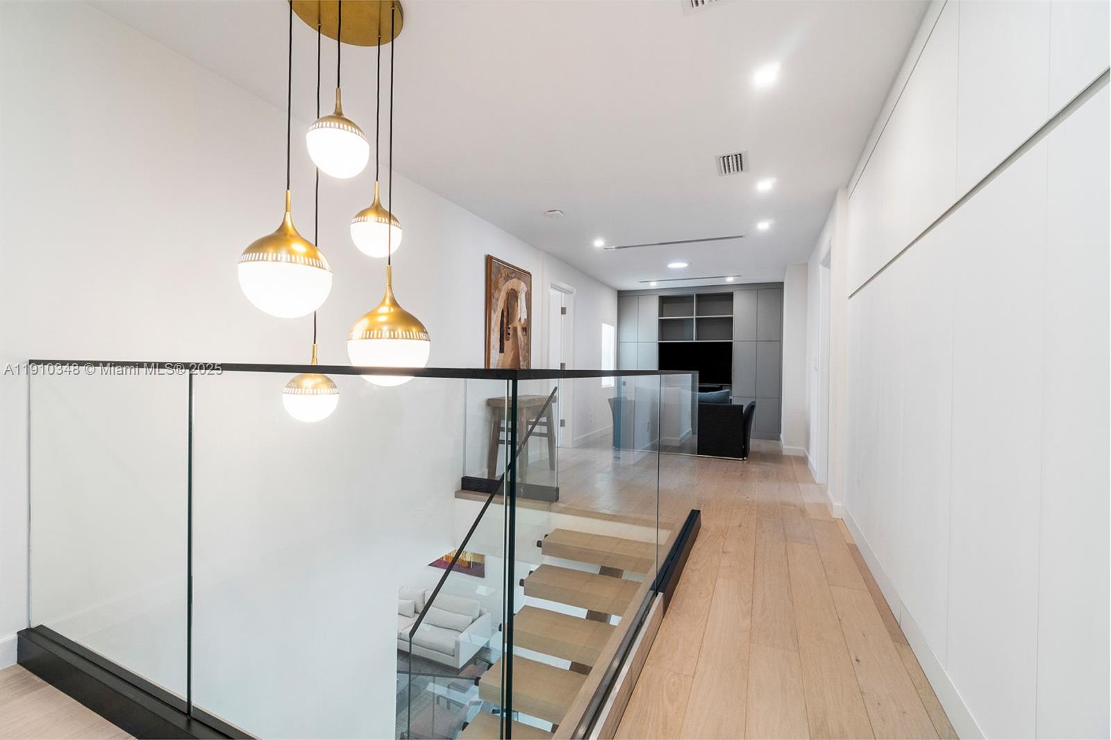 Photo of 19941 36th Pl (19941), Aventura, Florida, 33180 -