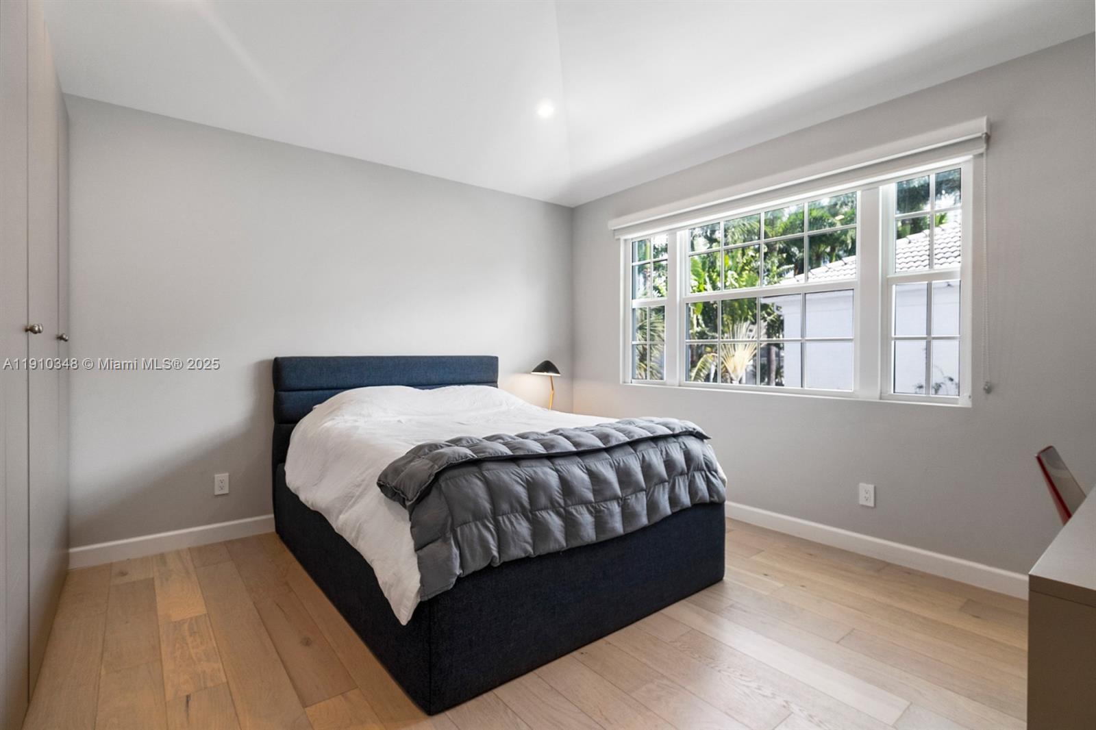 Photo of 19941 36th Pl (19941), Aventura, Florida, 33180 -