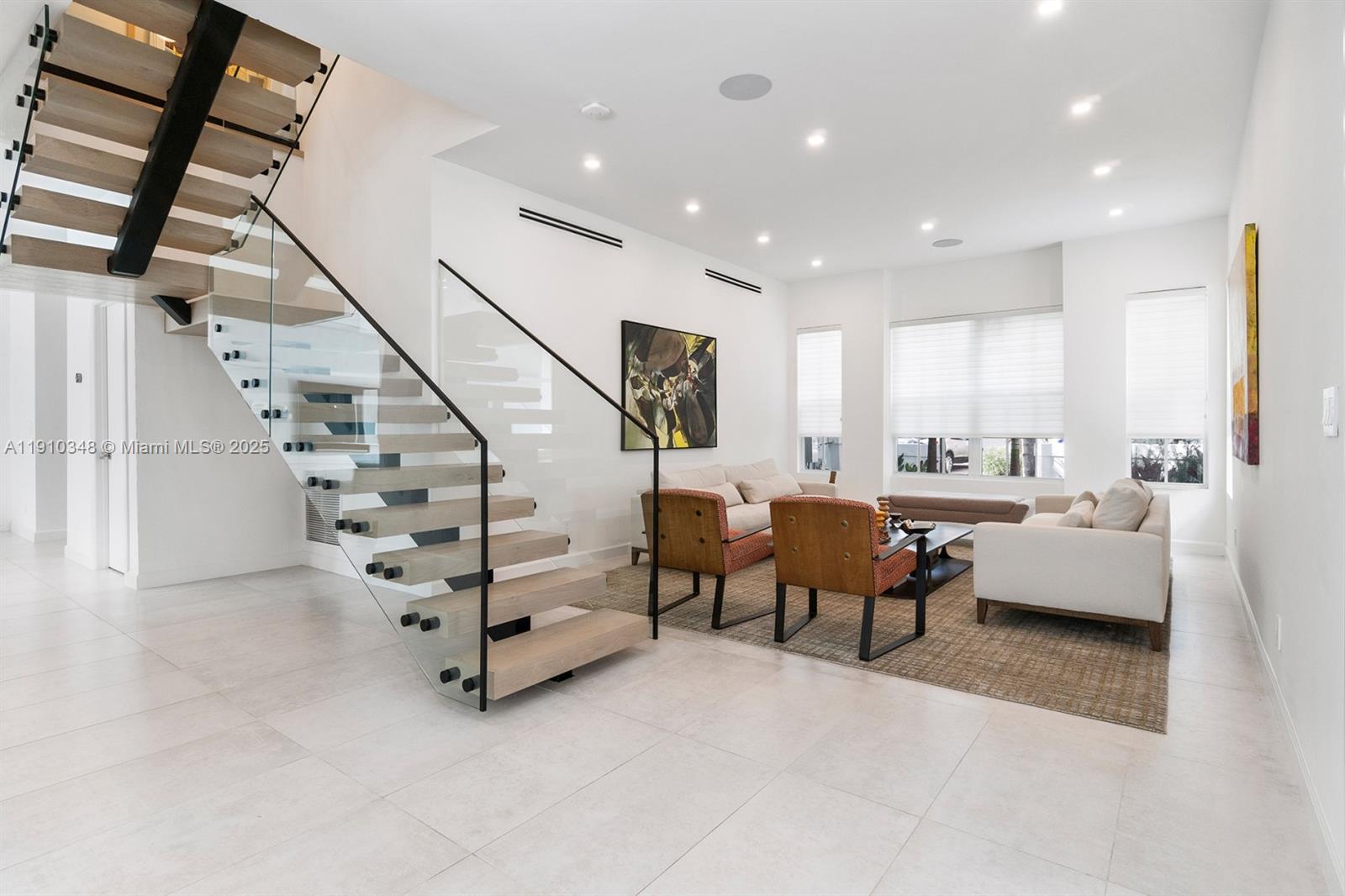 Photo of 19941 36th Pl (19941), Aventura, Florida, 33180 -