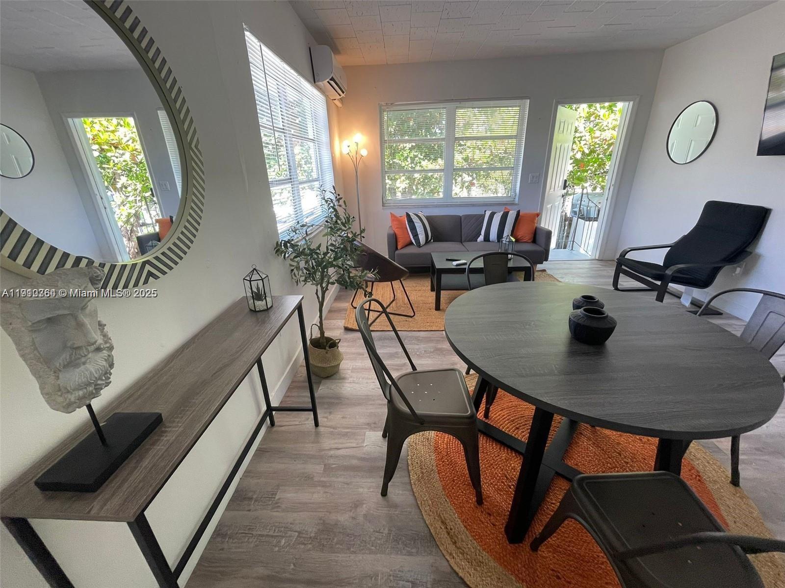 See details / sq. ft. $ 2025-11-07 0 Photo