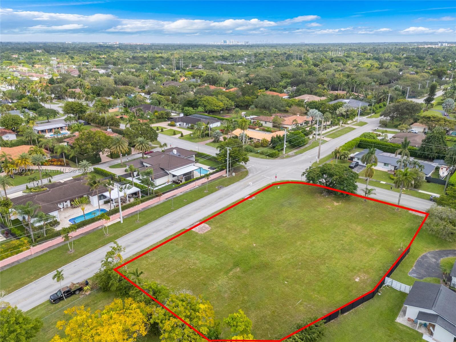 See details / sq. ft. $ 2025-11-07 0 Photo