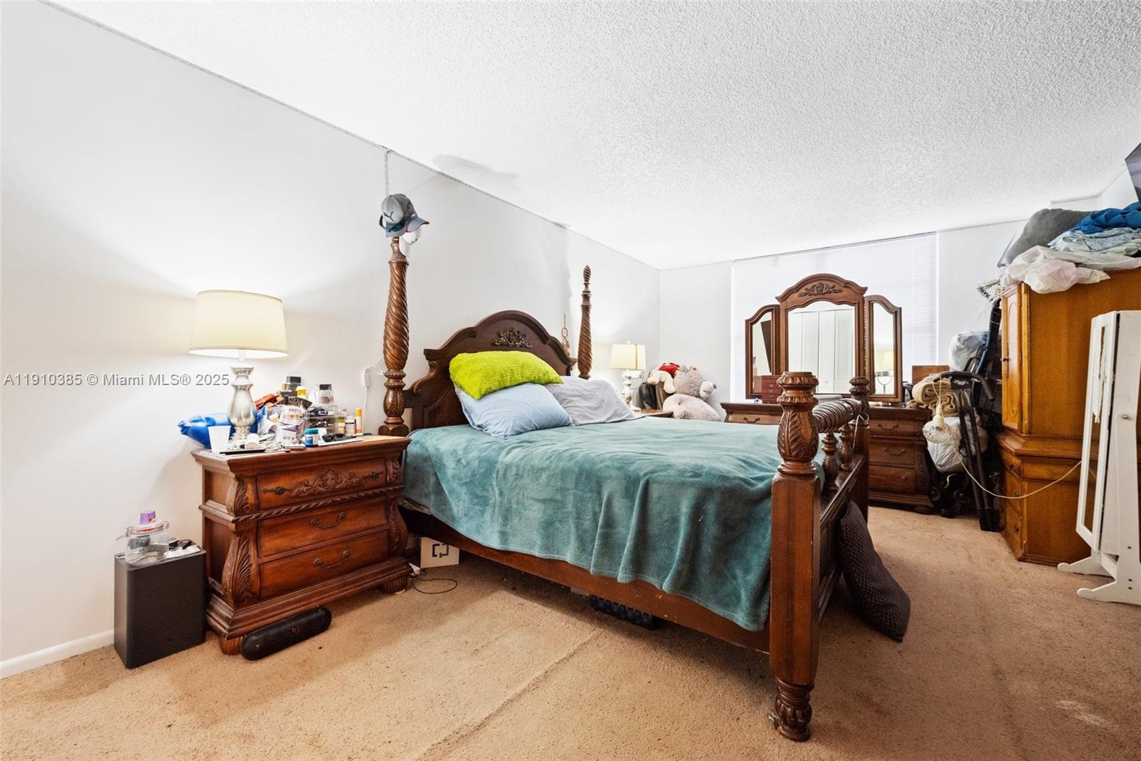 See details 320 2 / 2 1488 sq. ft. $ 2025-11-07 0 Photo