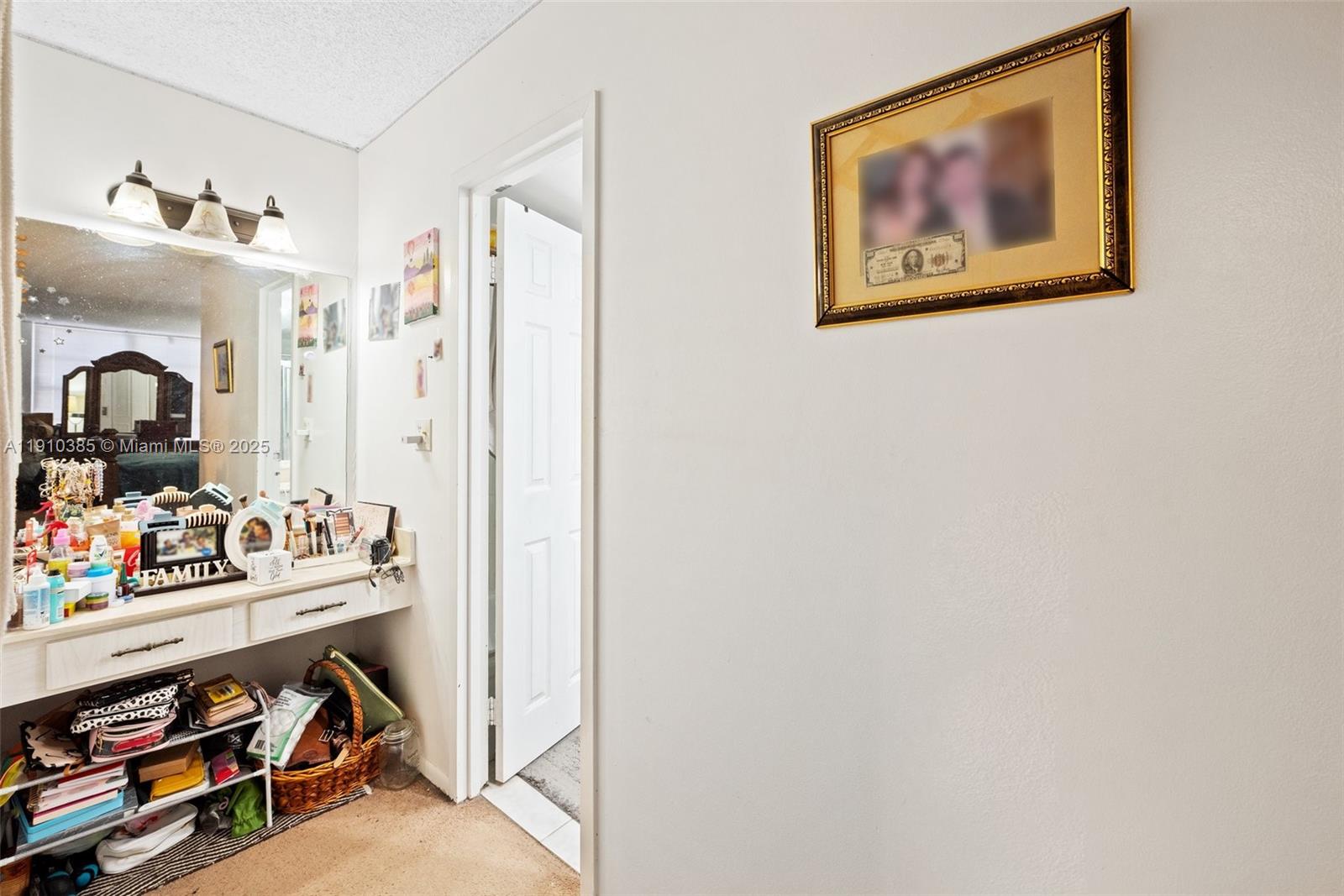 See details 320 2 / 2 1488 sq. ft. $ 2025-11-07 0 Photo