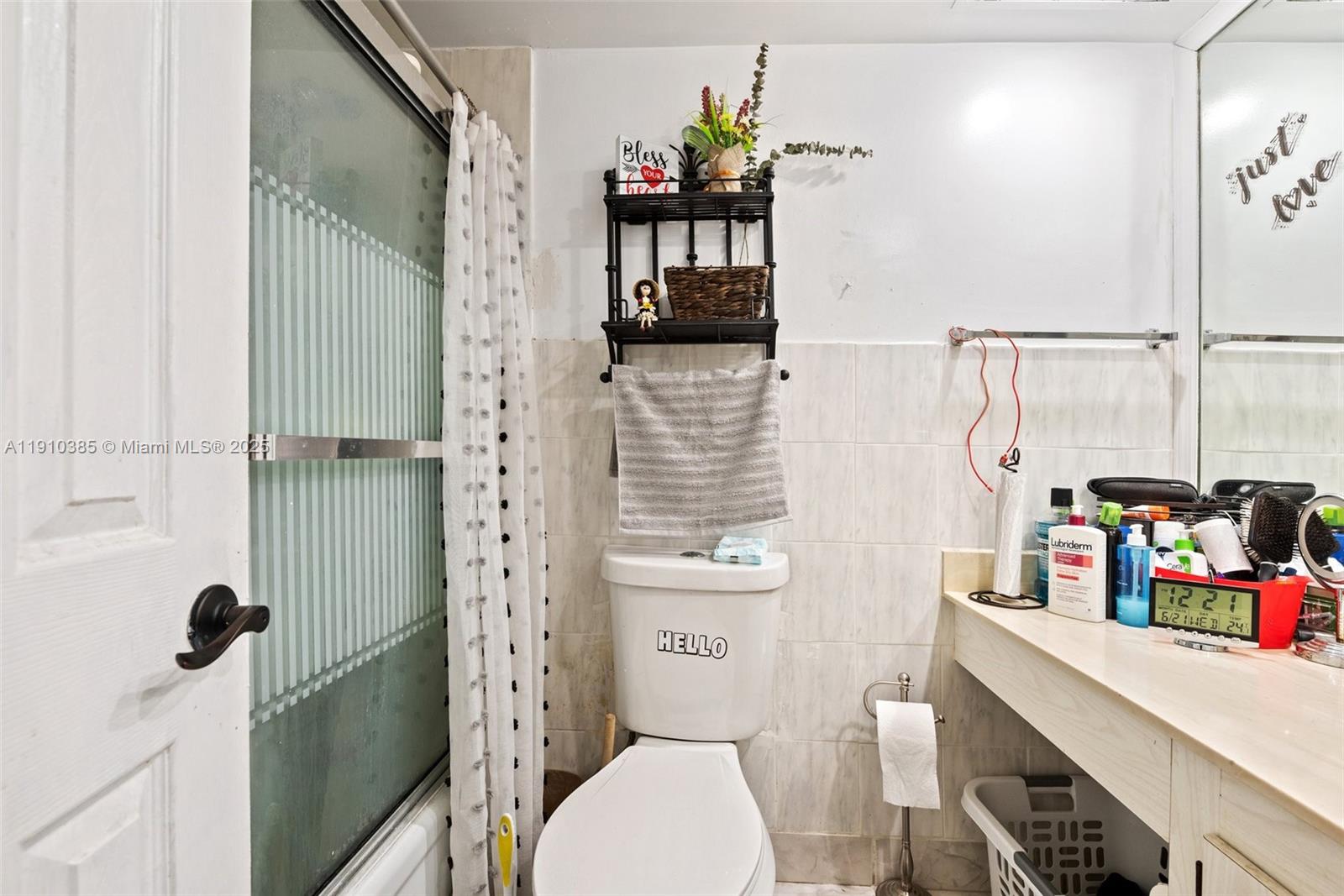 See details 320 2 / 2 1488 sq. ft. $ 2025-11-07 0 Photo