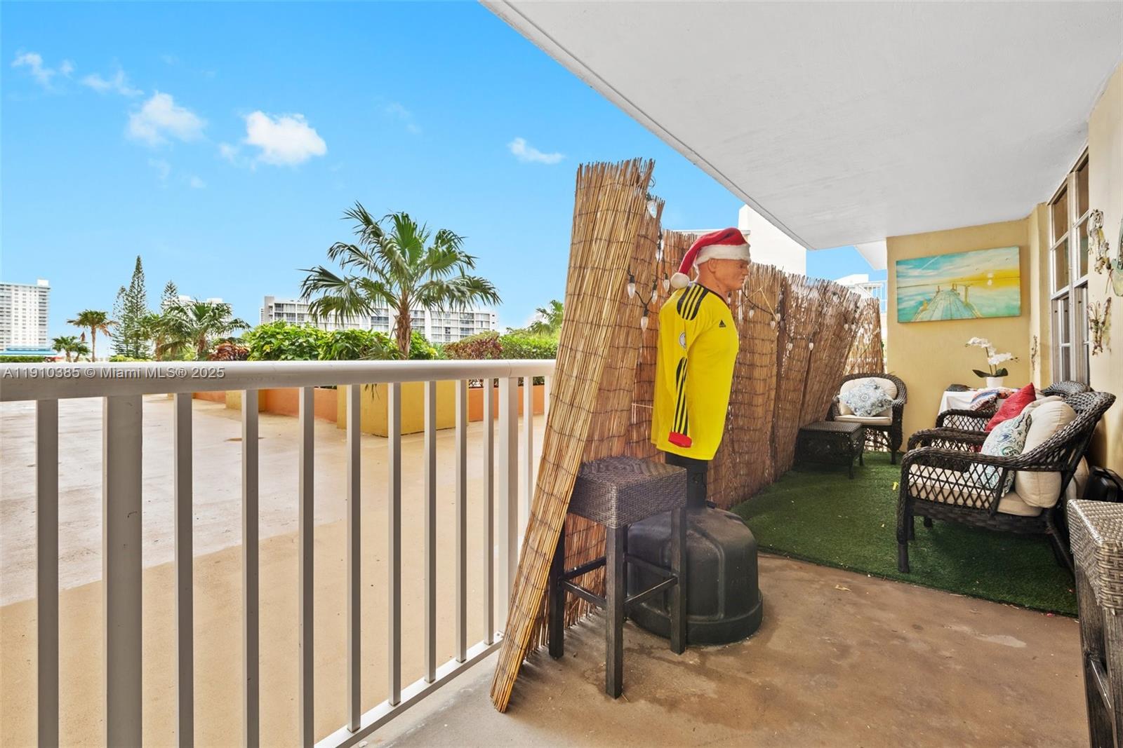 See details 320 2 / 2 1488 sq. ft. $ 2025-11-07 0 Photo