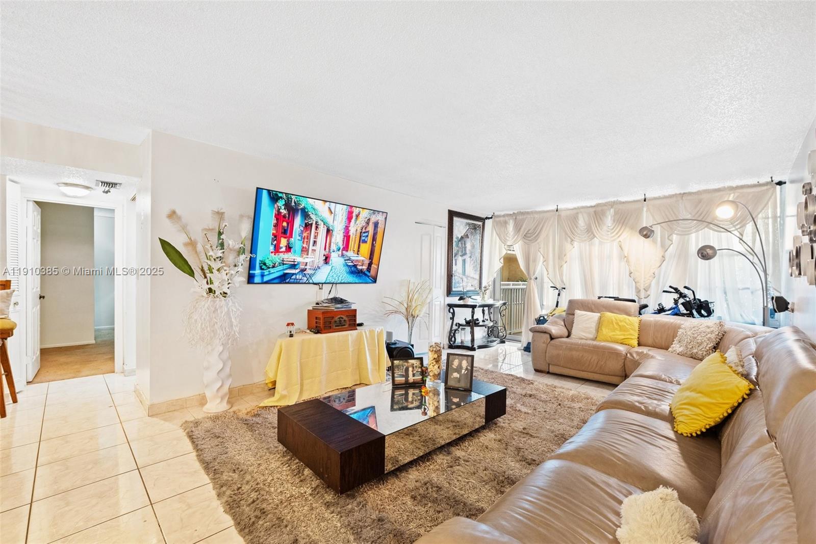 See details 320 2 / 2 1488 sq. ft. $ 2025-11-07 0 Photo