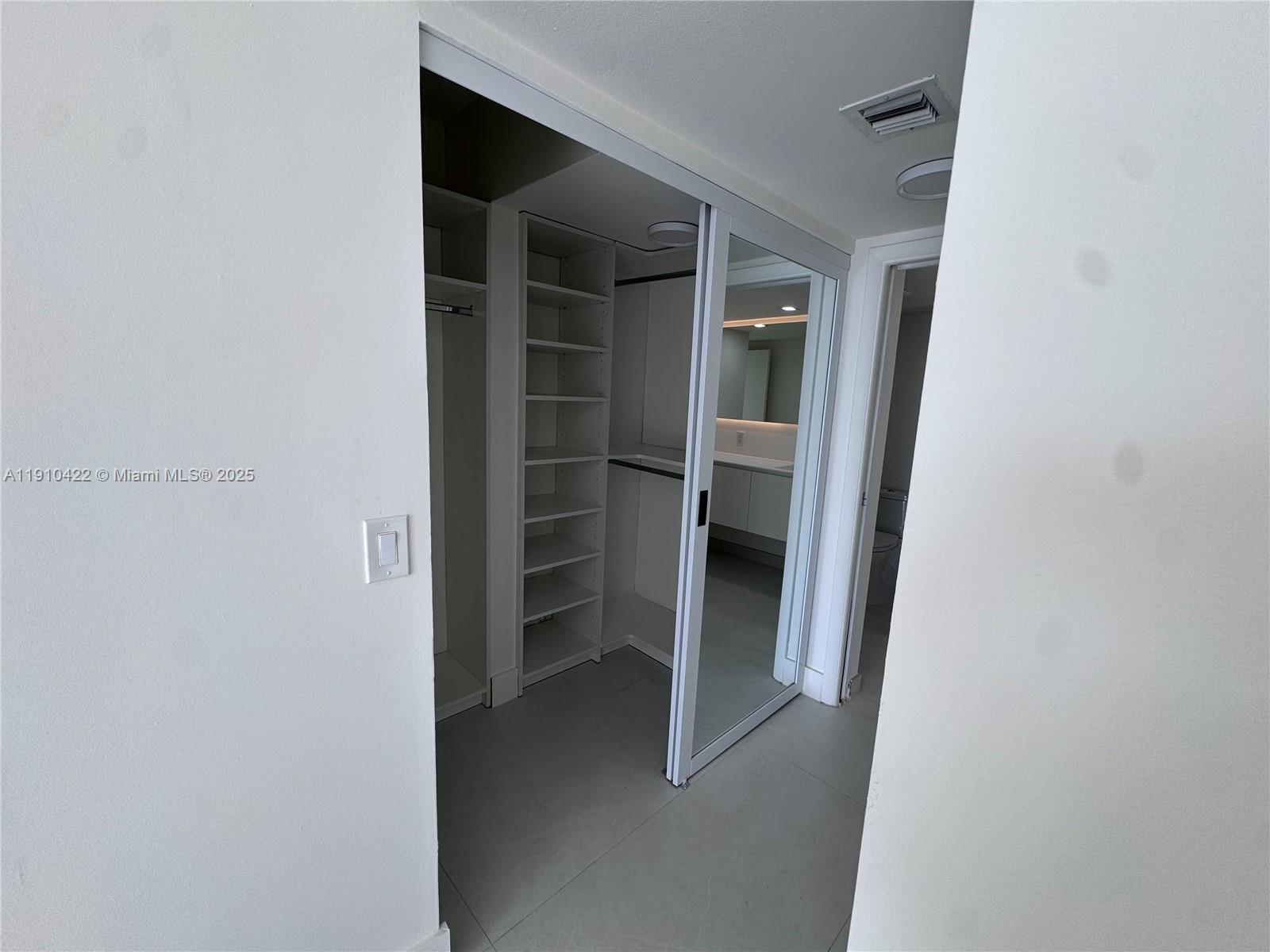 Photo of 3625 Country Club Dr #1907, Aventura, Florida, 33180 -