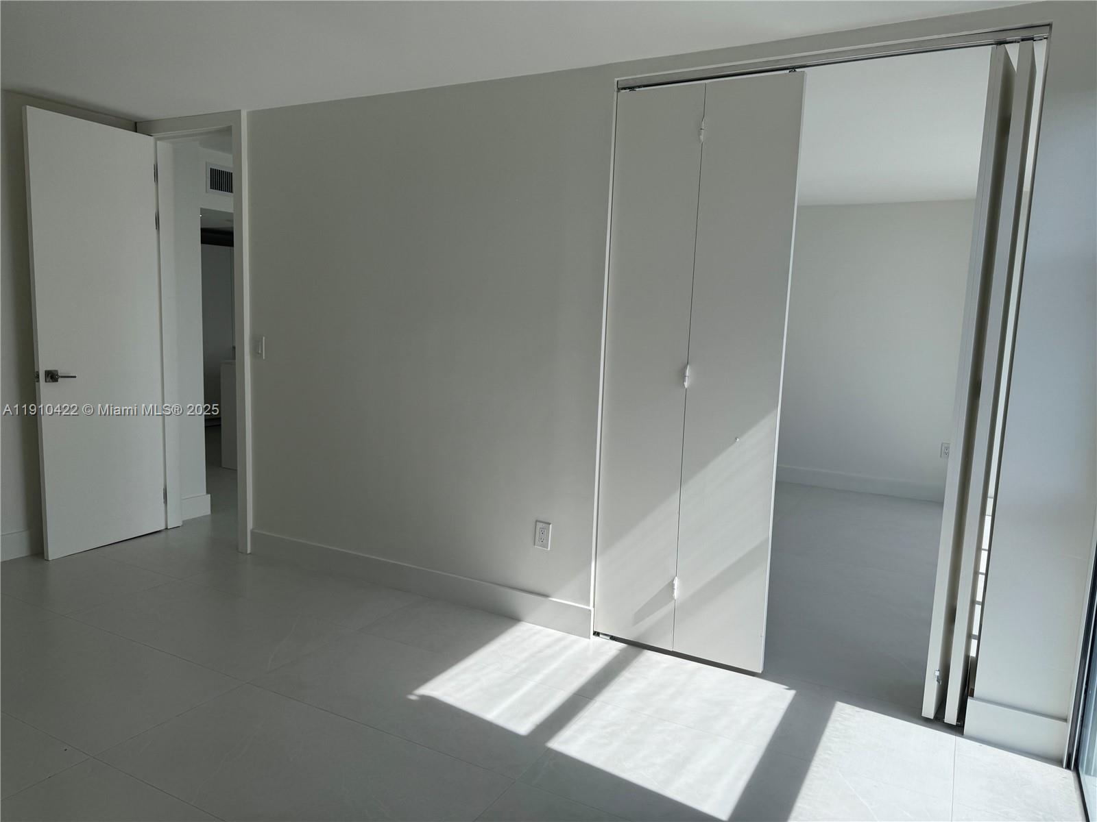 Photo of 3625 Country Club Dr #1907, Aventura, Florida, 33180 -