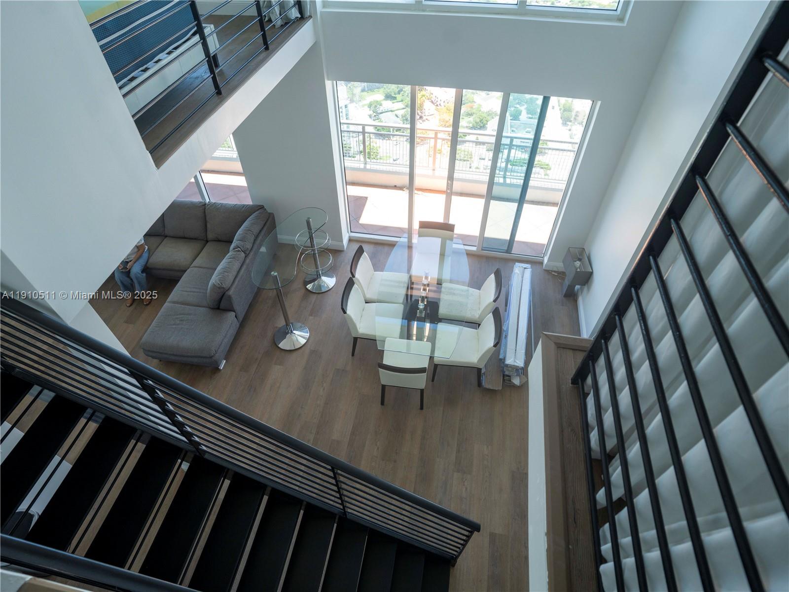 See details 4805 2 / 3 1297 sq. ft. $ 2026-02-02 0 Photo