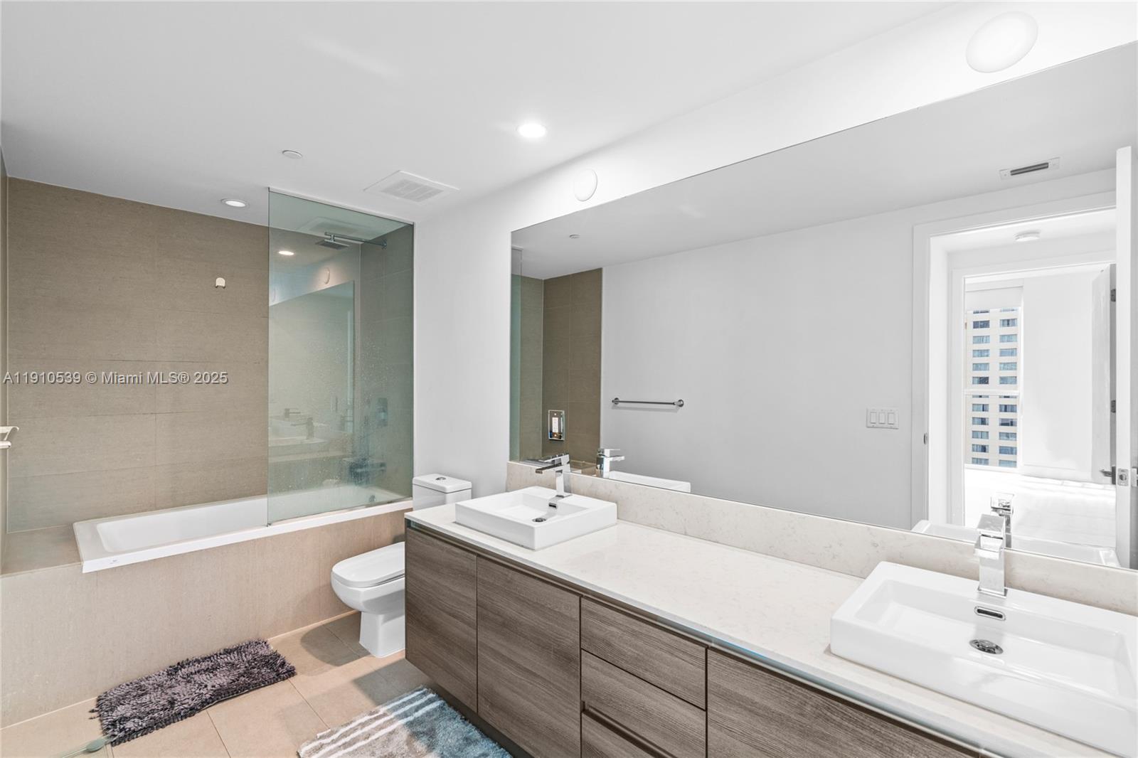 Photo of 1080 Brickell Ave #1502, Miami, Florida, 33131 -