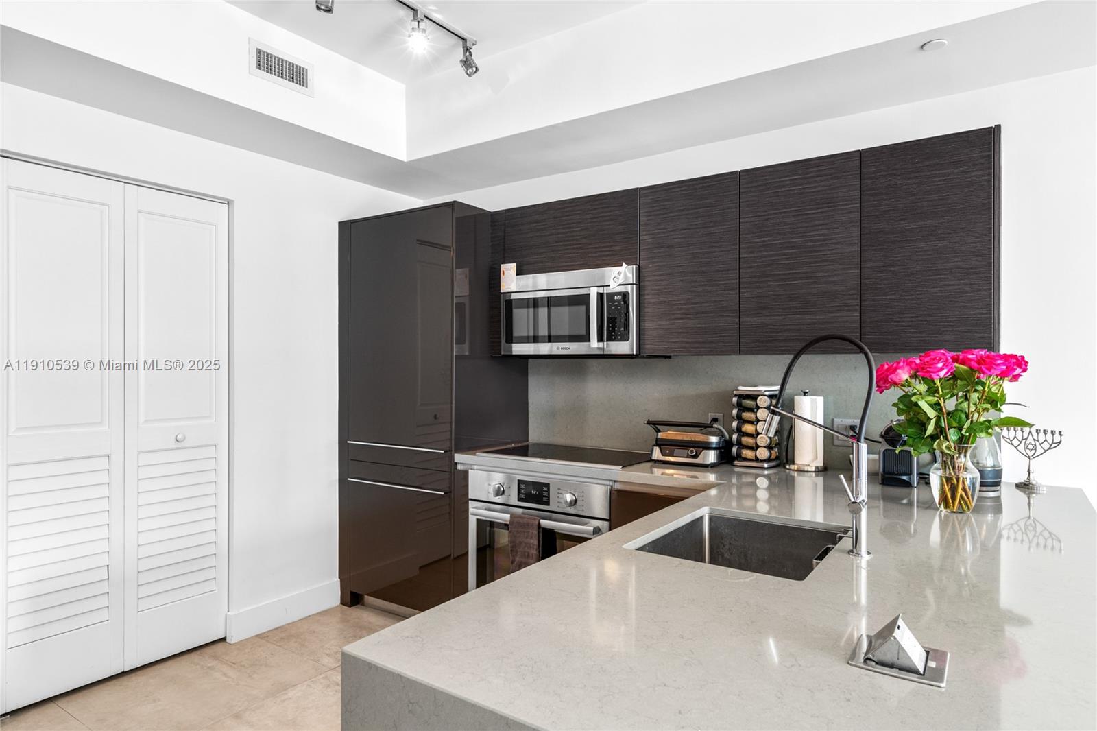 Photo of 1080 Brickell Ave #1502, Miami, Florida, 33131 -