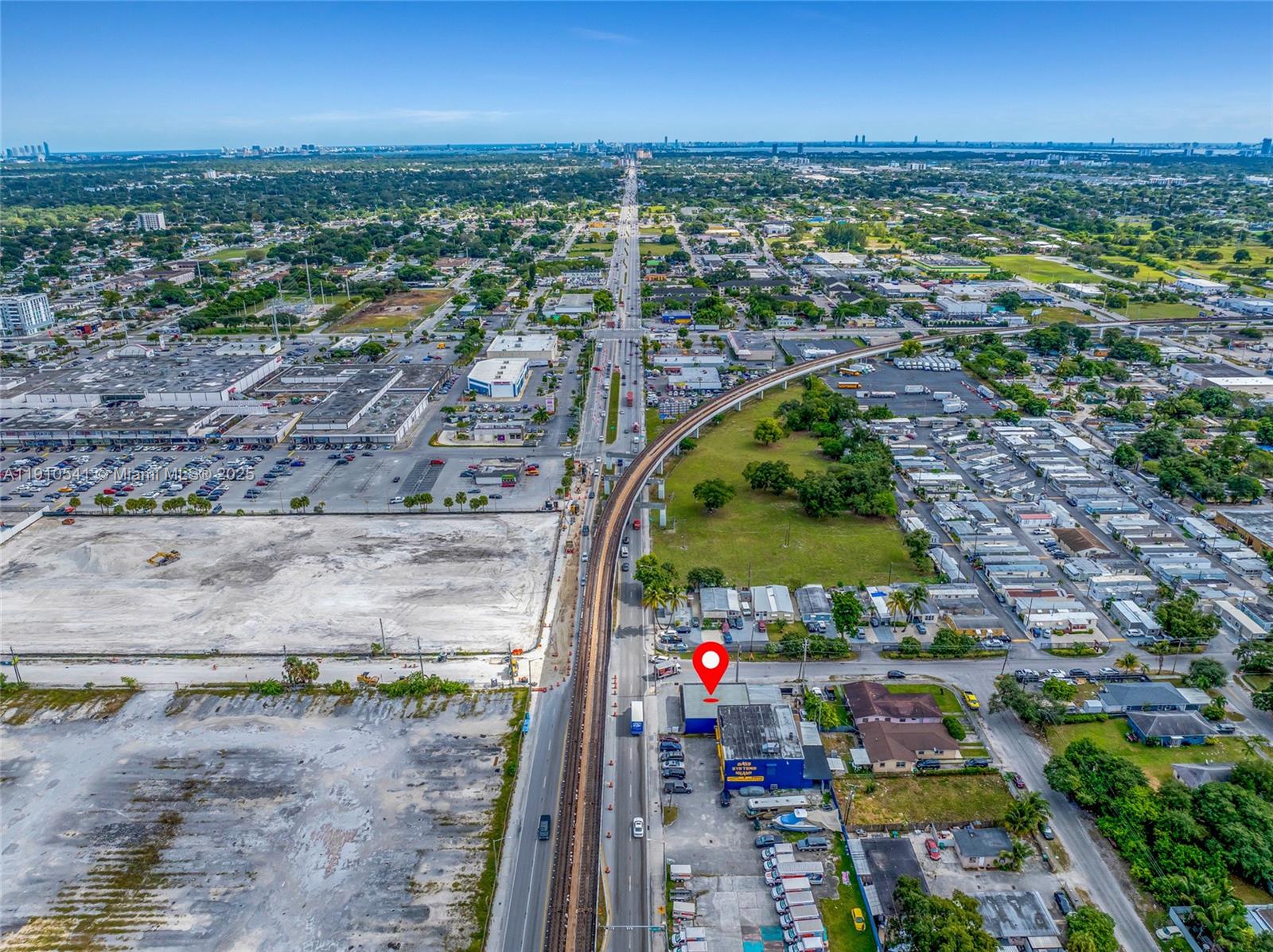   /   кв.футов $ 2025-11-07 0 Фото