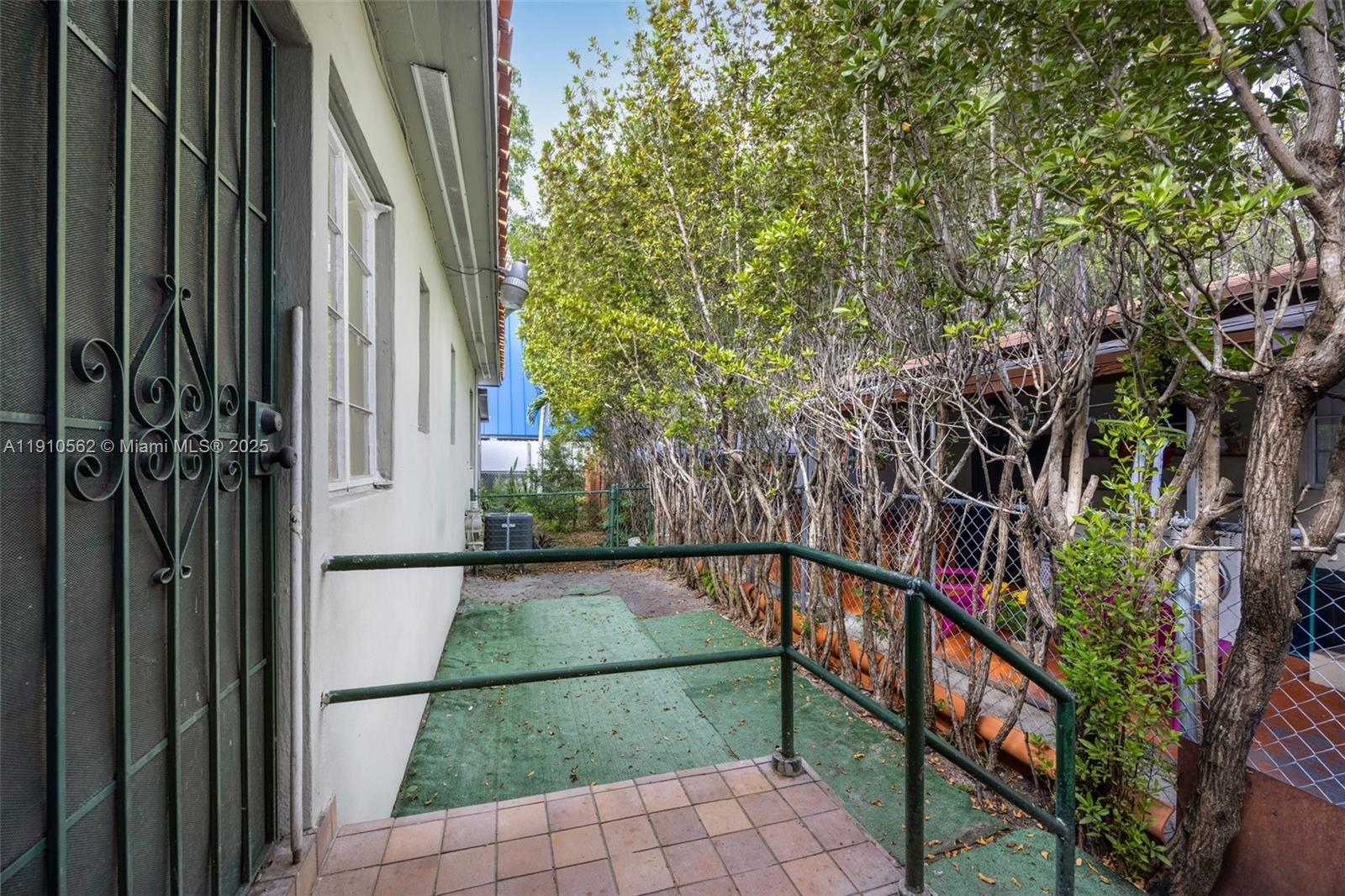   /  1680 sq. ft. $ 2025-11-07 0 foto